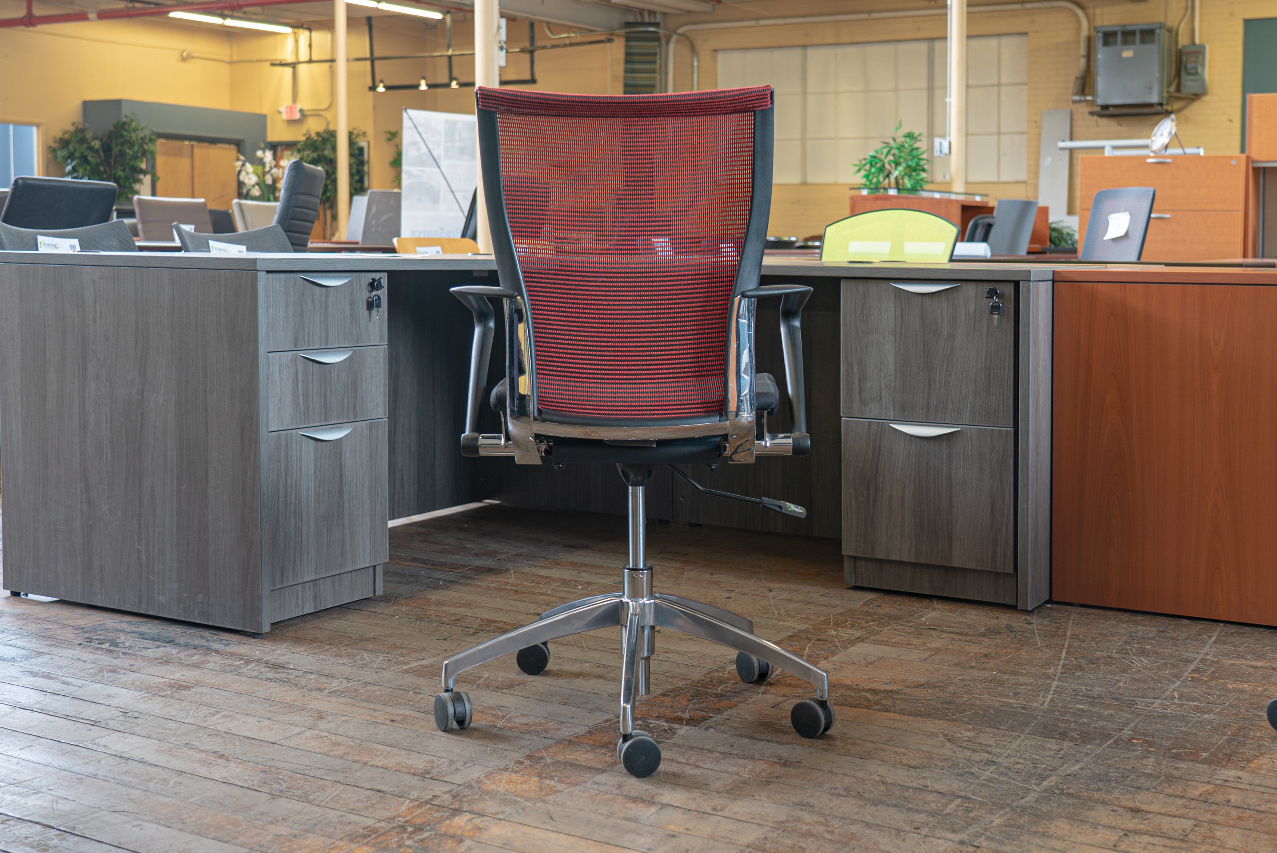 haworth-x99-nesting-advanced-seminar-chair