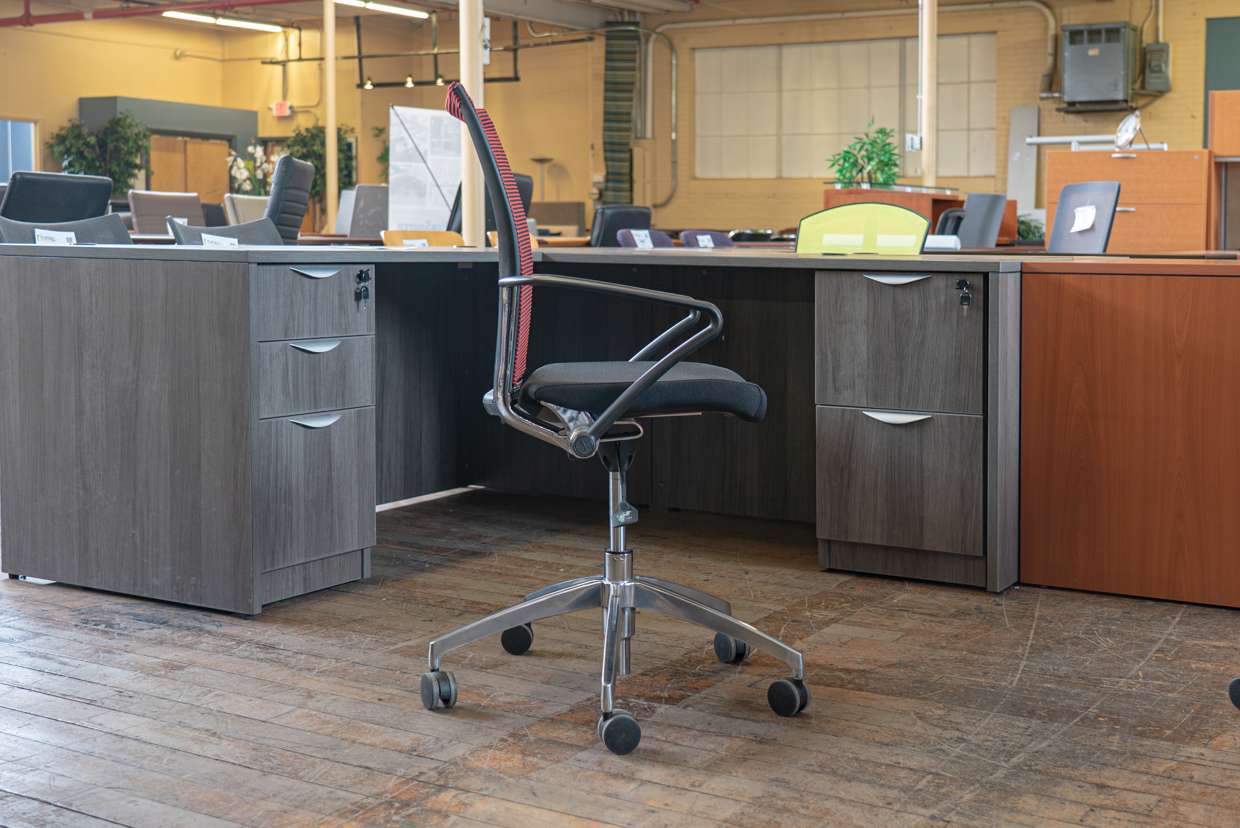 haworth-x99-nesting-advanced-seminar-chair