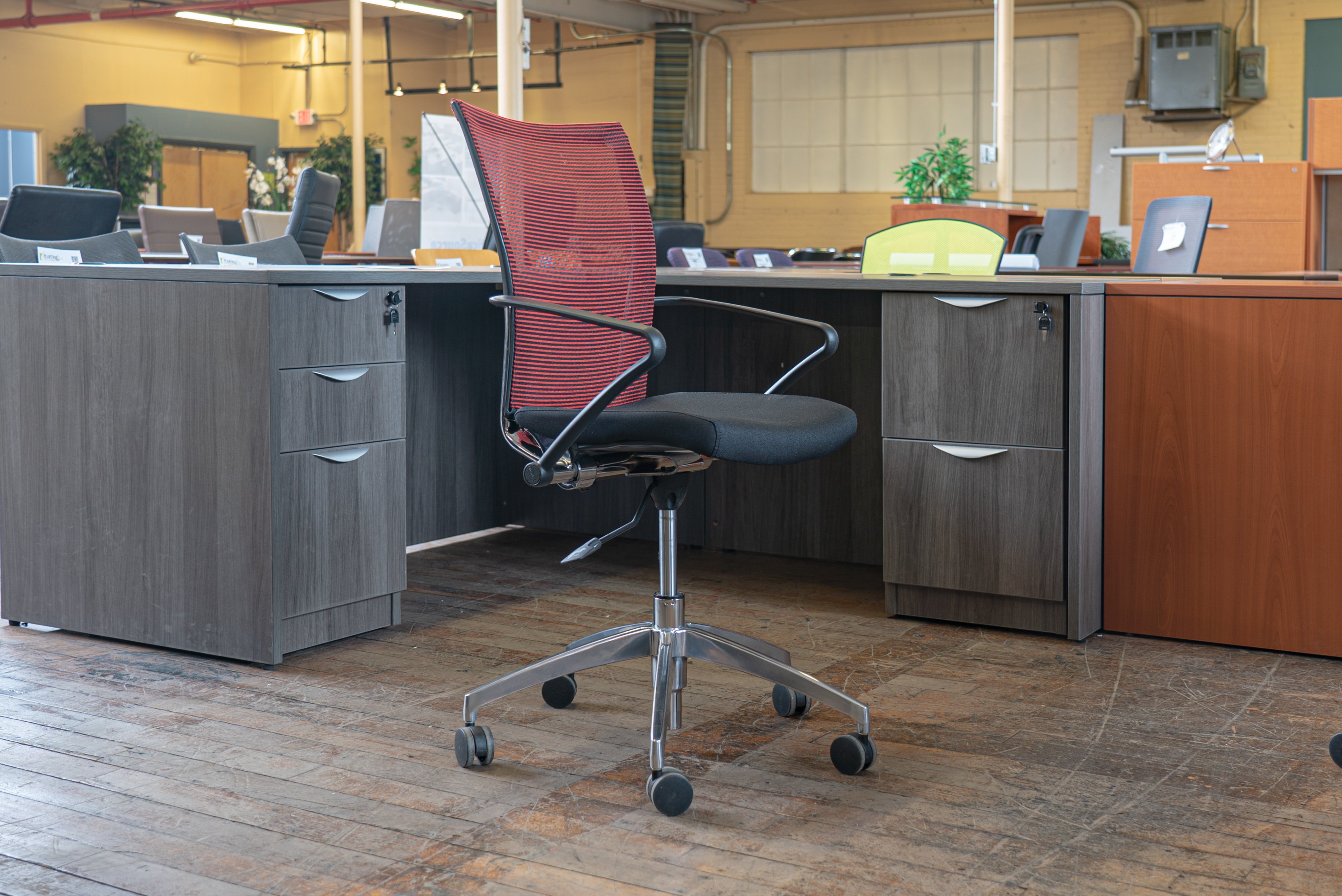 haworth-x99-nesting-advanced-seminar-chair