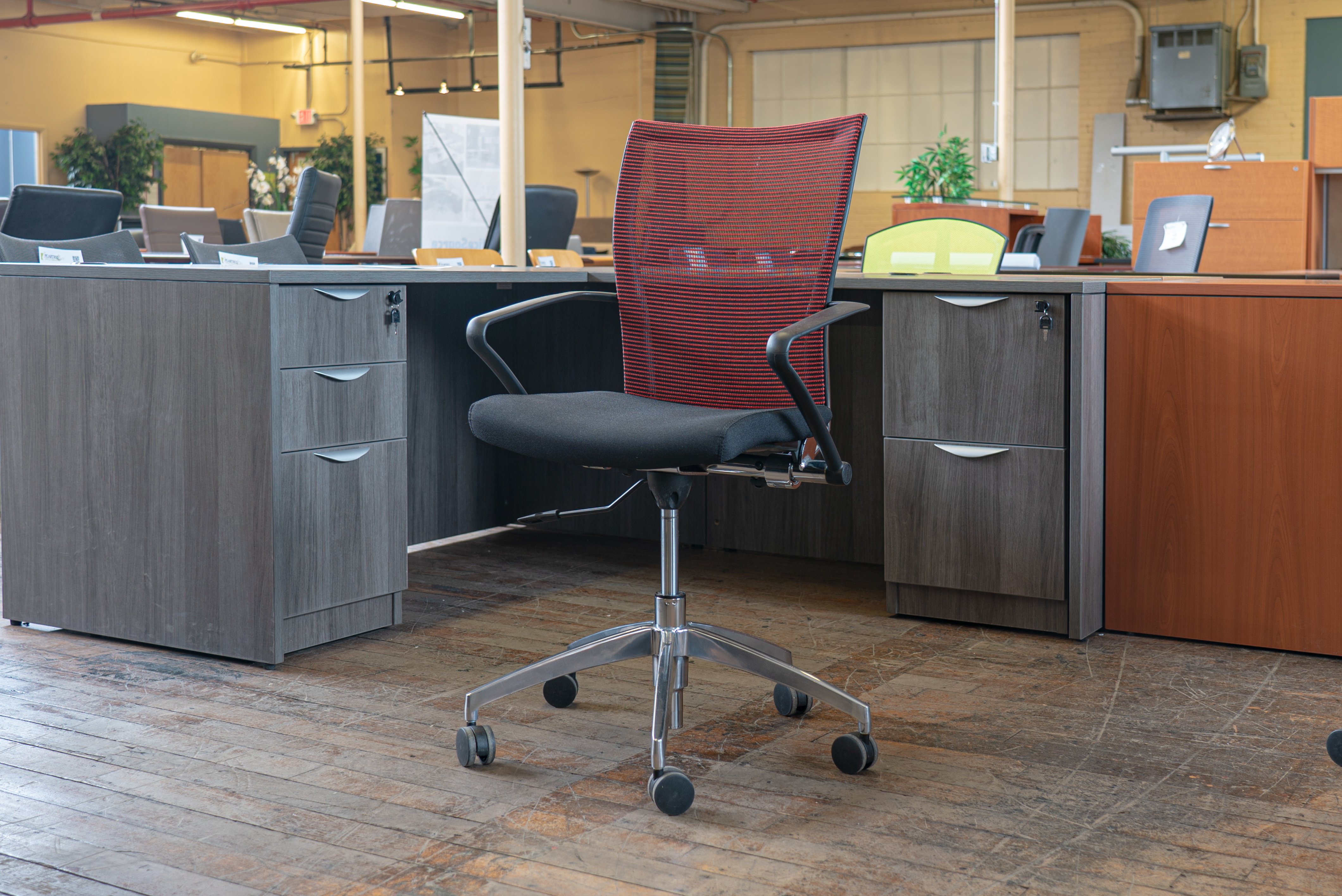 haworth-x99-nesting-advanced-seminar-chair