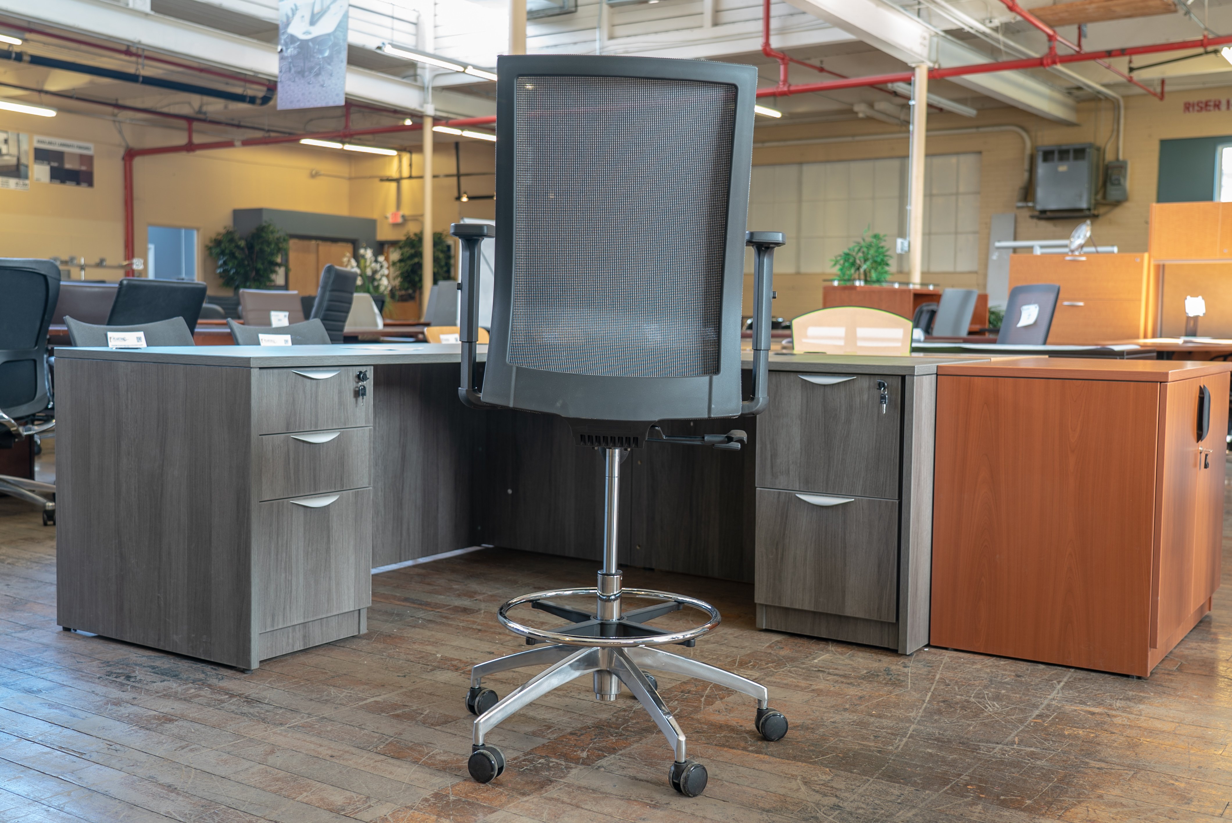 peartree-eclipse-mesh-back-task-chairs-stools