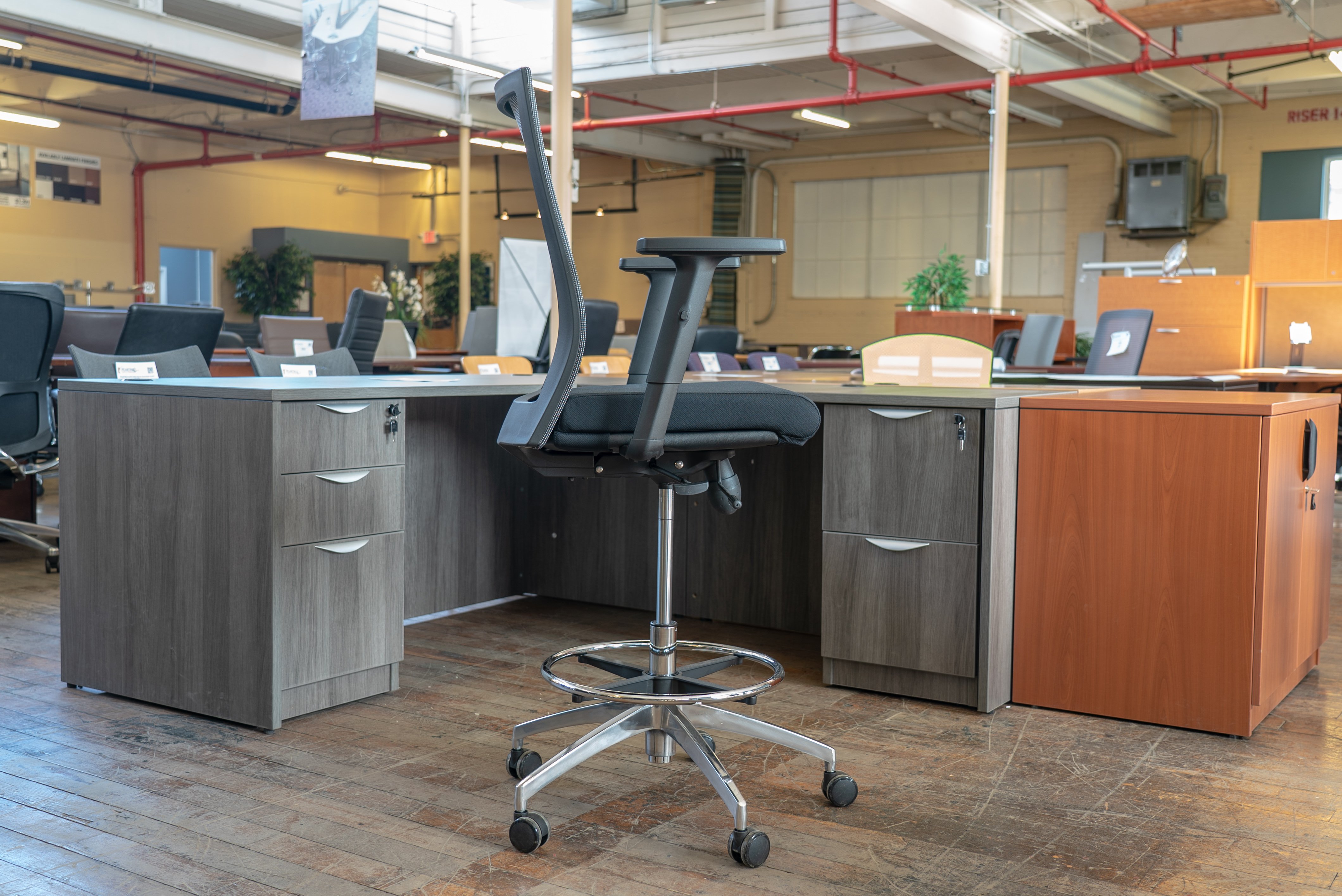 peartree-eclipse-mesh-back-task-chairs-stools