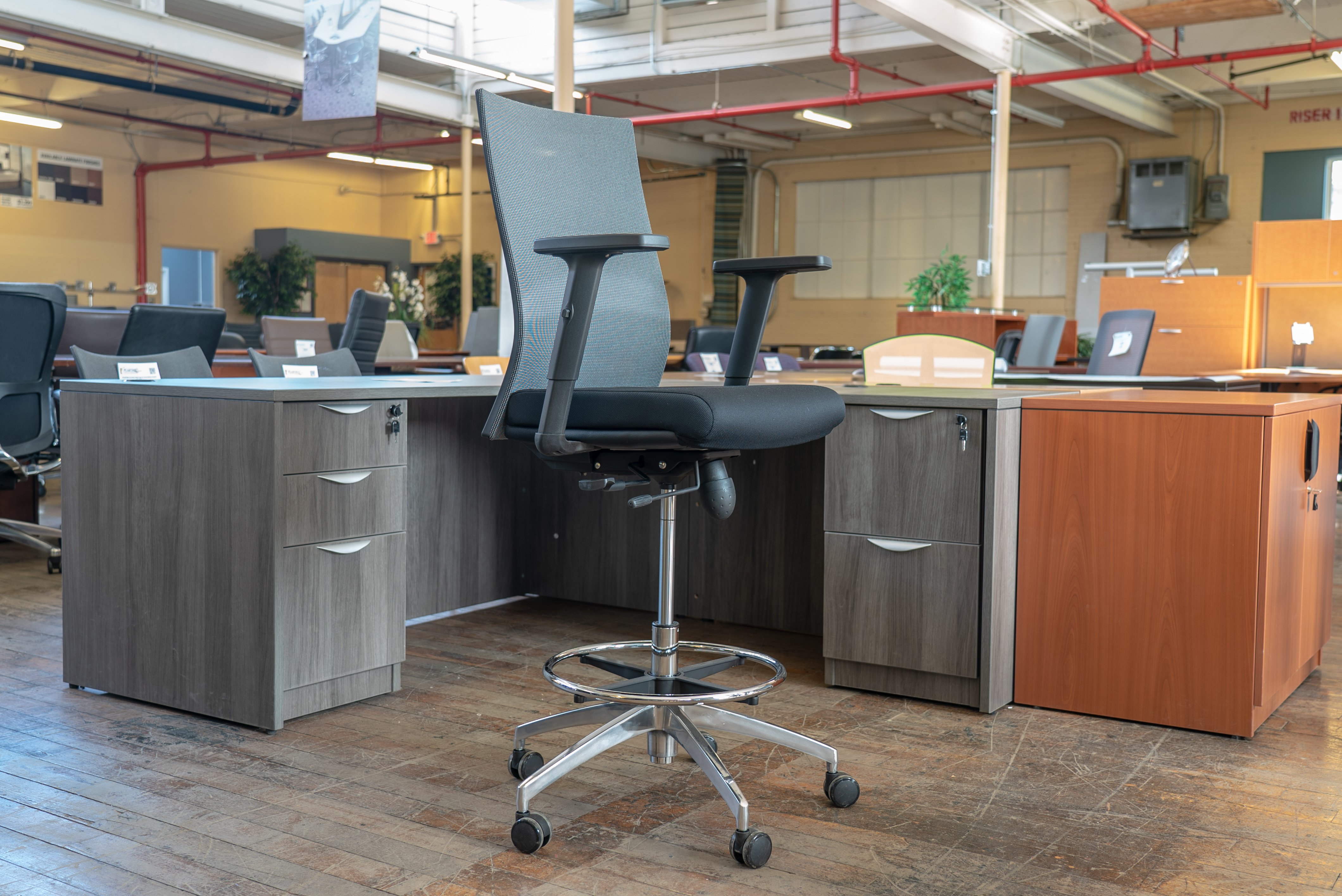 peartree-eclipse-mesh-back-task-chairs-stools