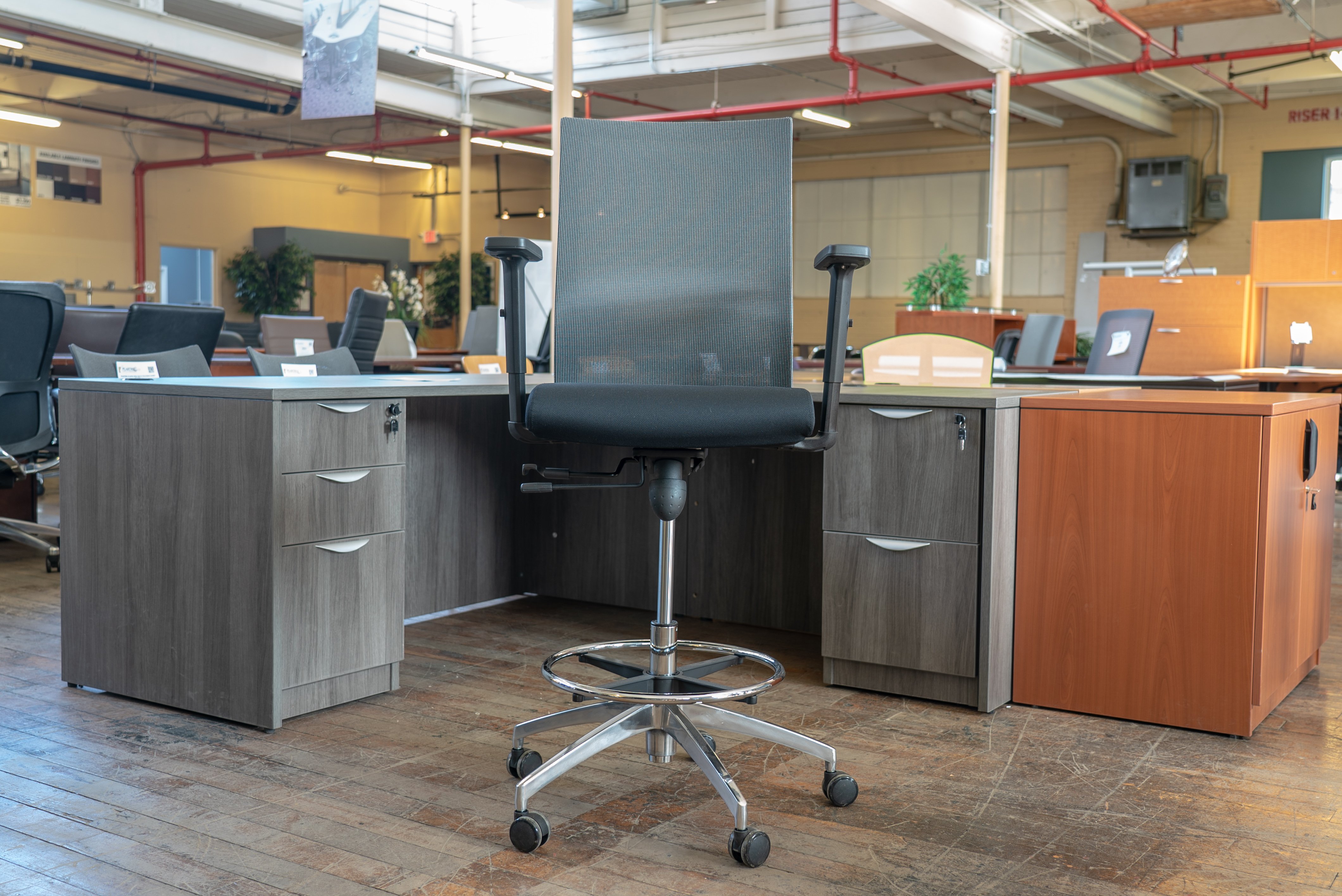 peartree-eclipse-mesh-back-task-chairs-stools