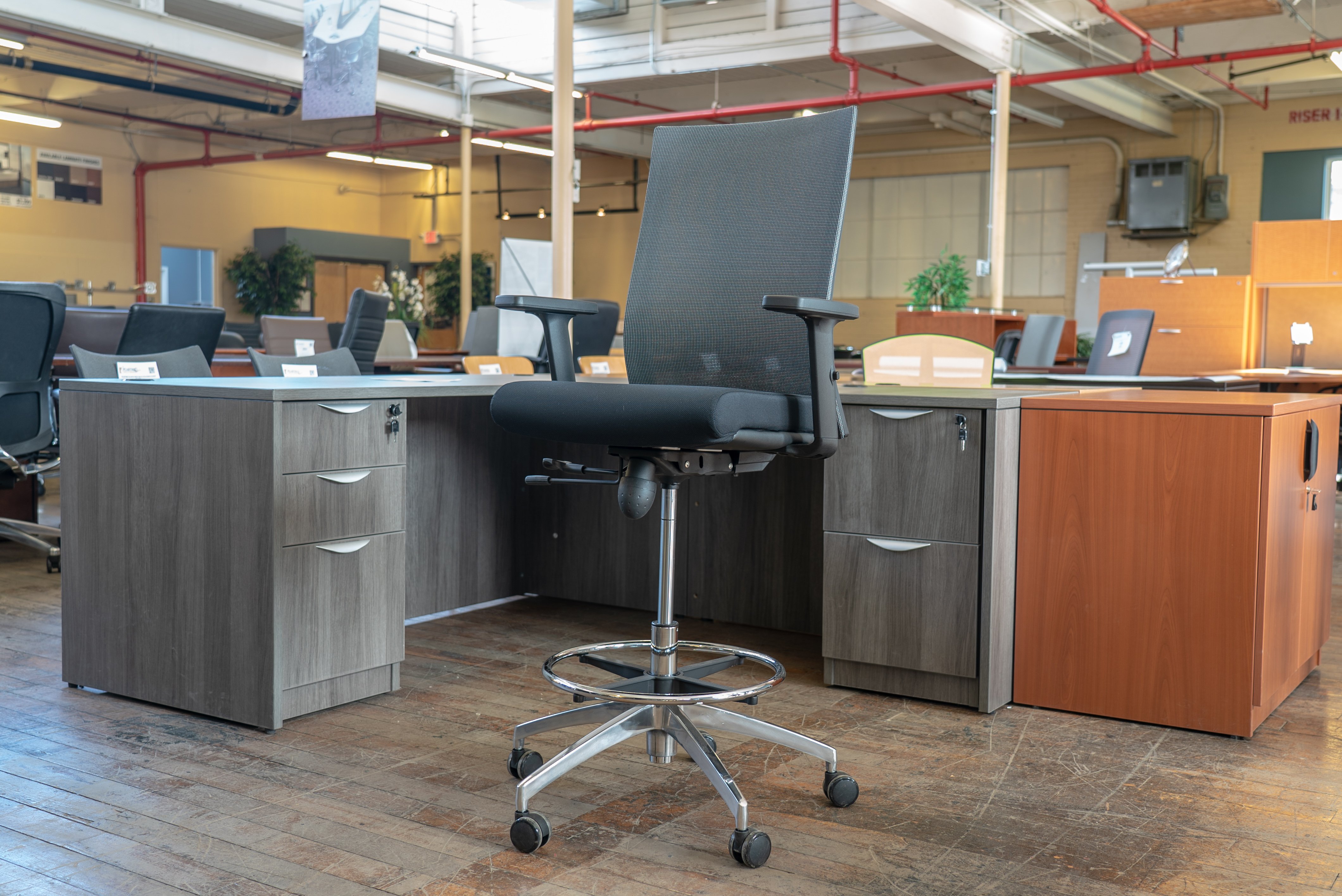 peartree-eclipse-mesh-back-task-chairs-stools