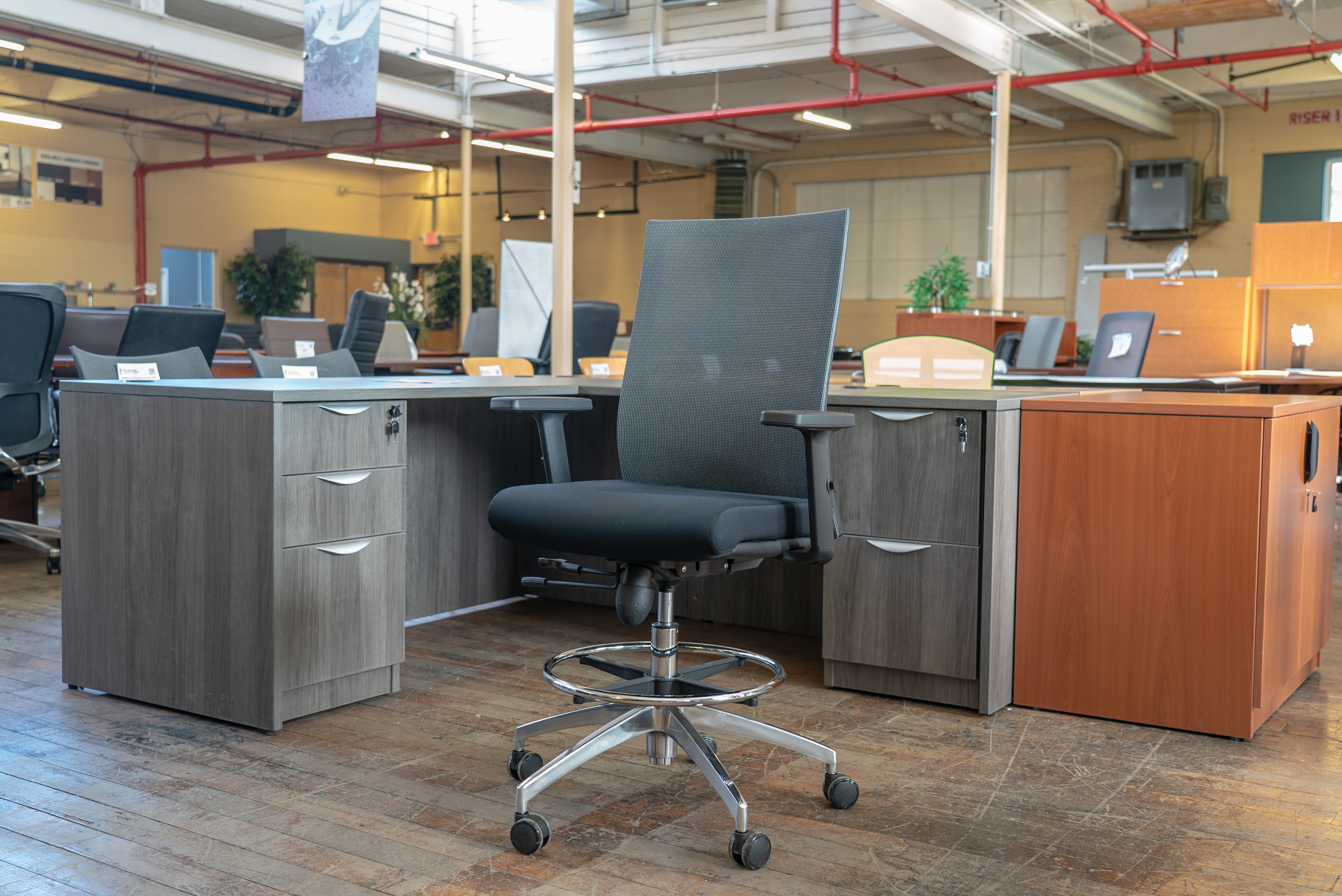 peartree-eclipse-mesh-back-task-chairs-stools