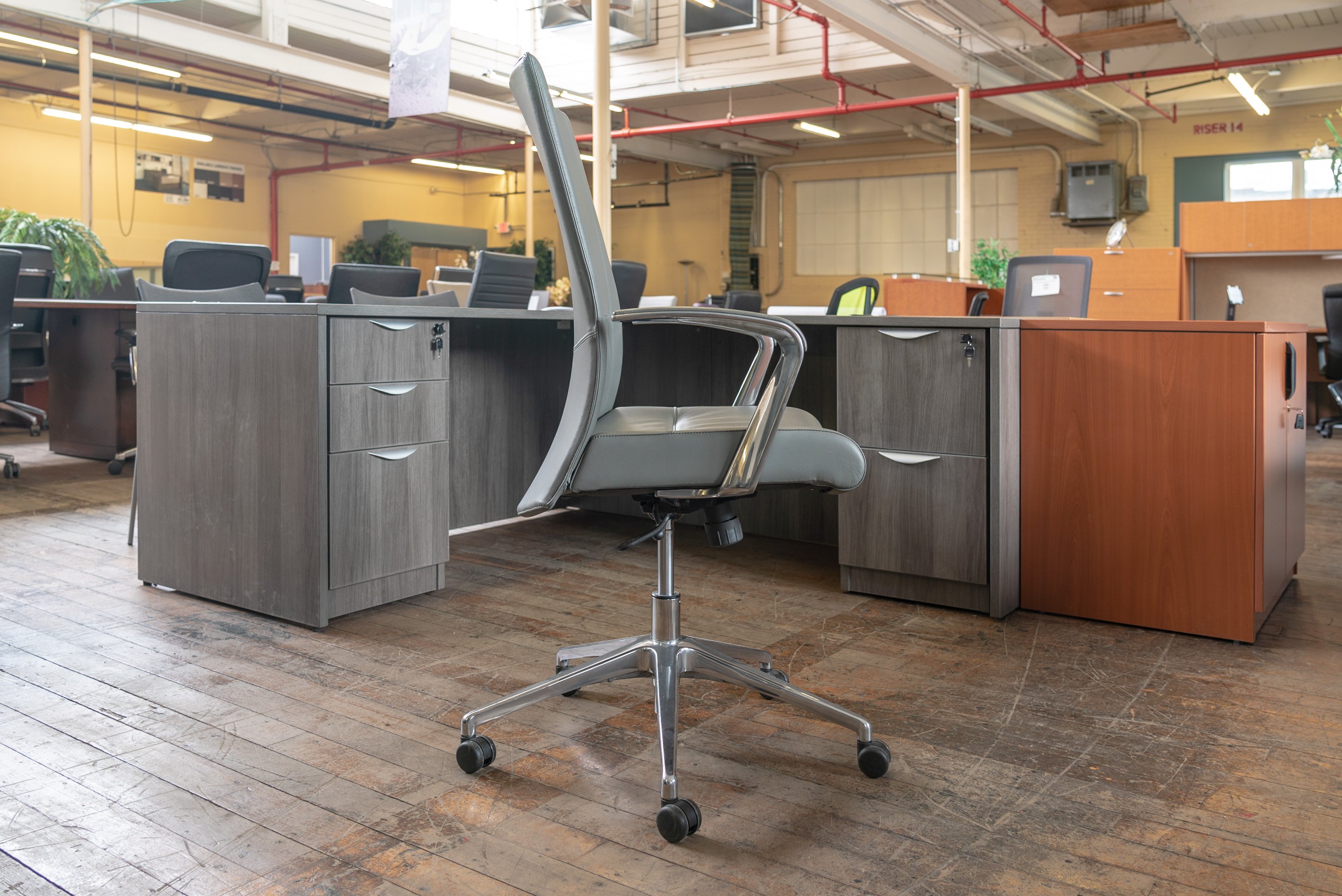 stylex-insight-decora-mid-back-leather-executive-chairs