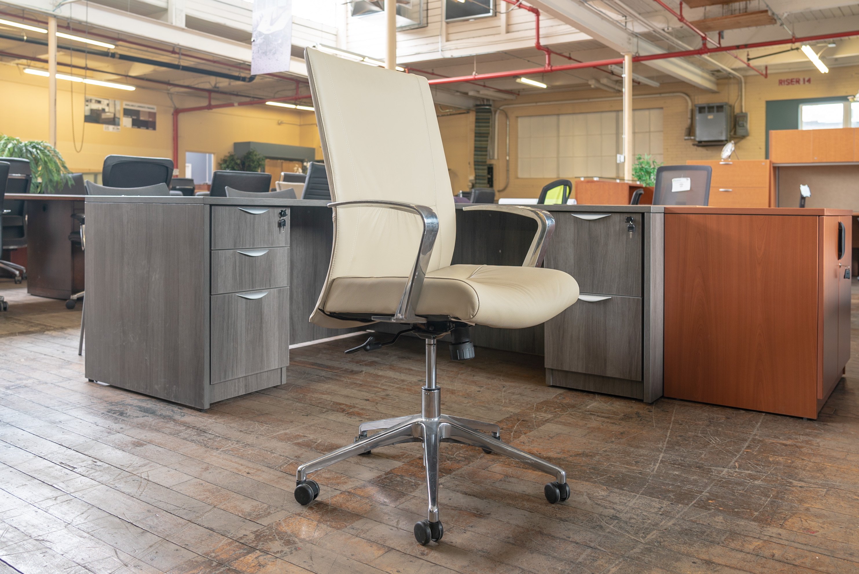 stylex-insight-decora-mid-back-leather-executive-chairs