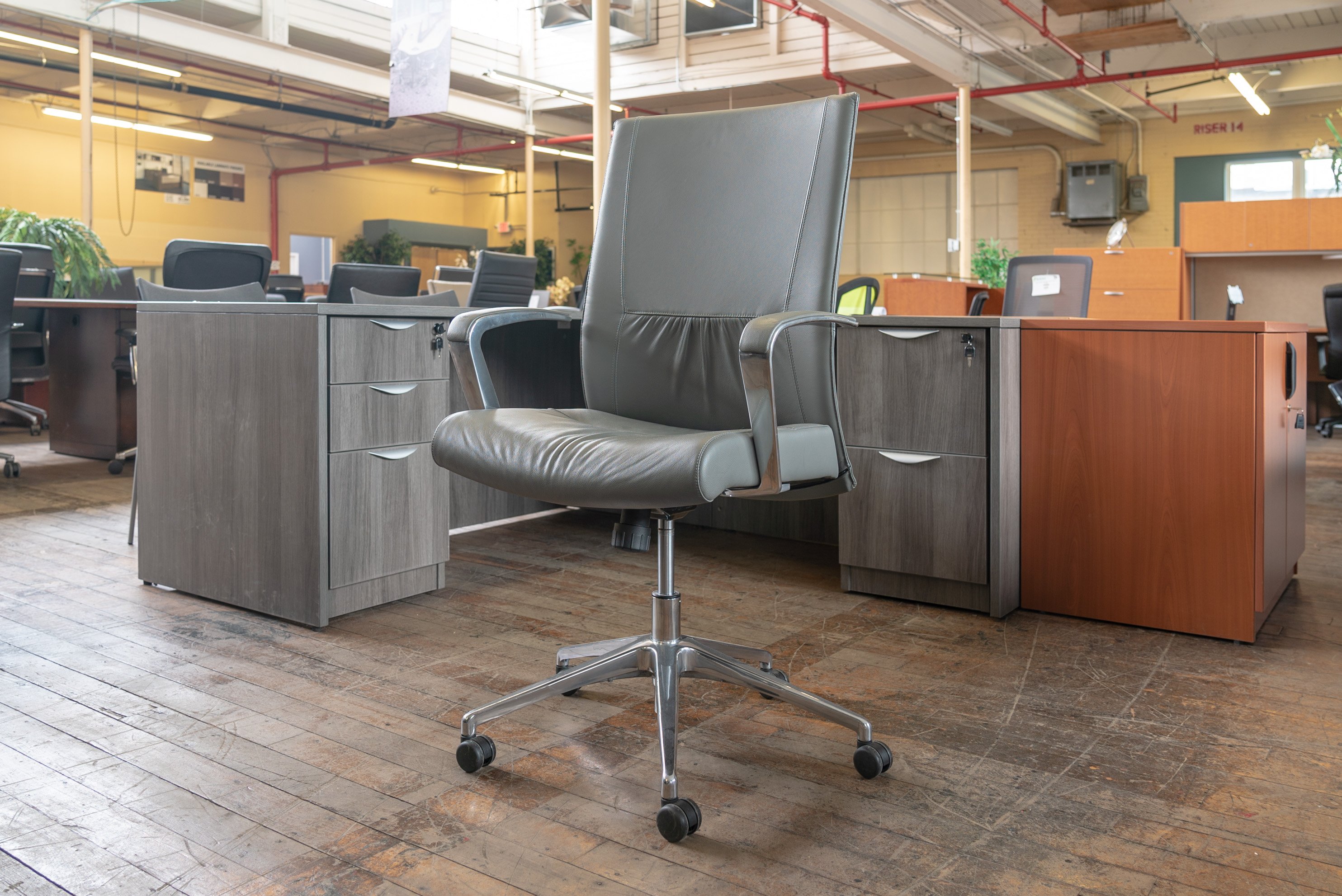 stylex-insight-decora-mid-back-leather-executive-chairs