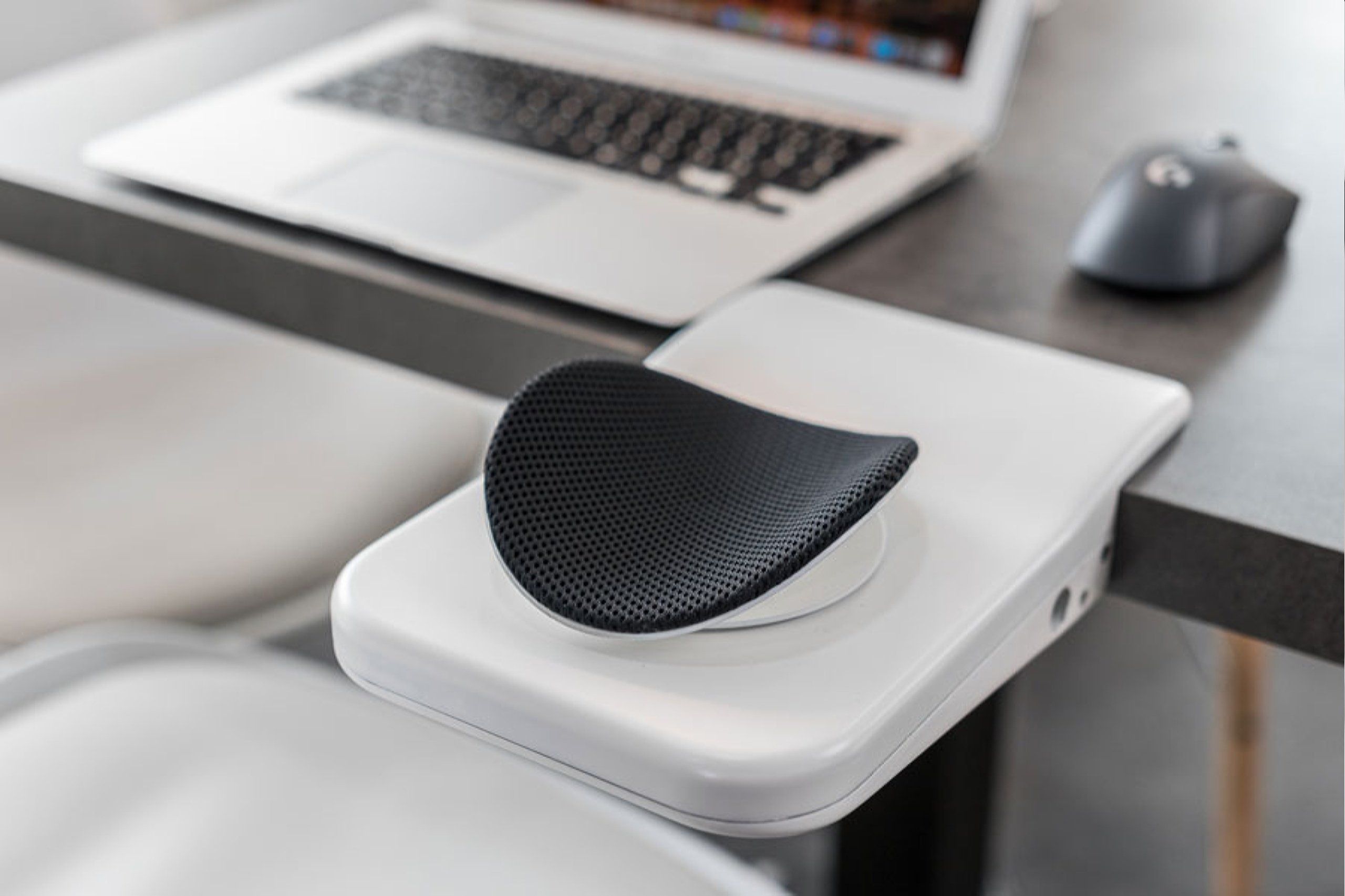 mouzen-ergonomic-armrest