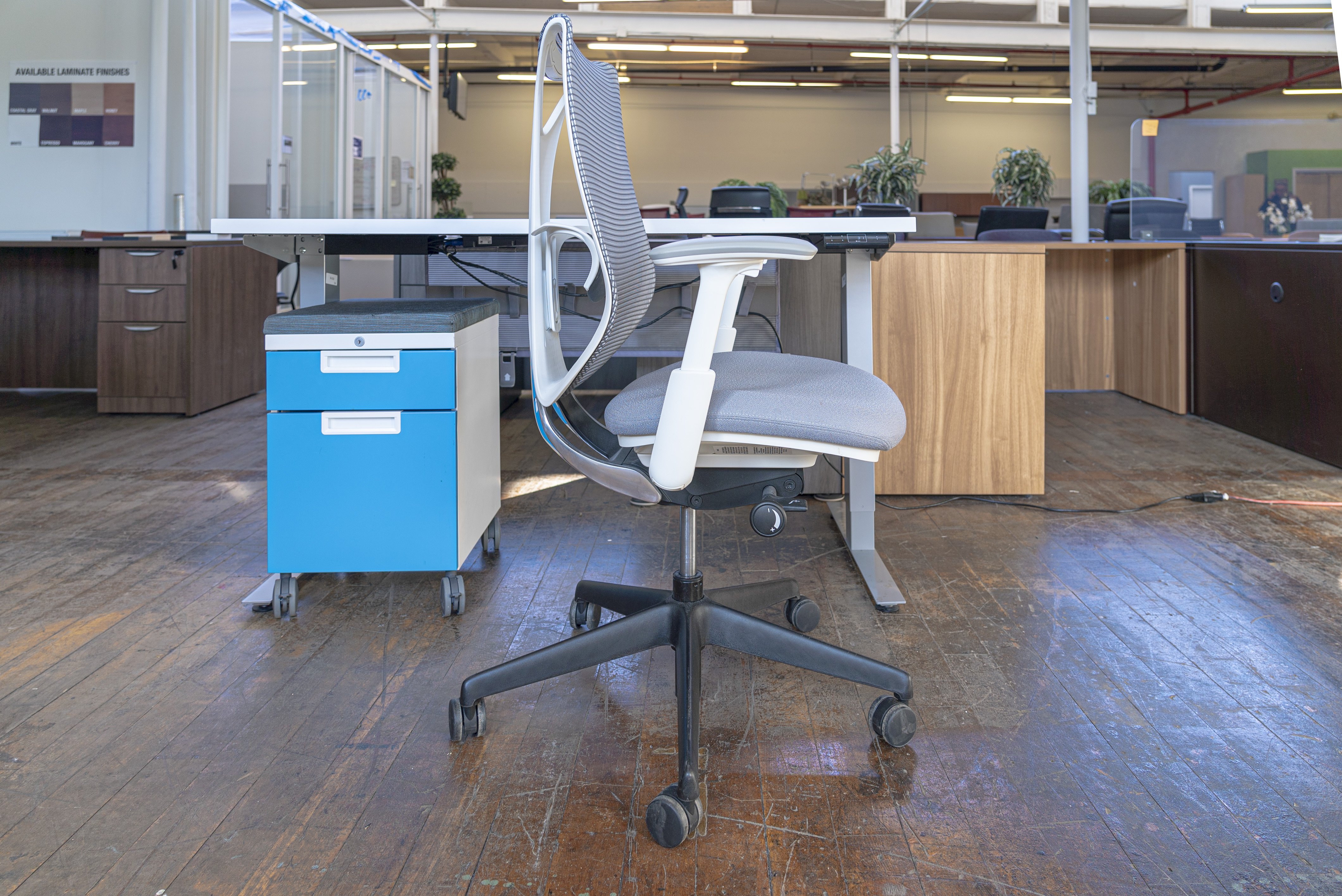 3-piece-teknion-home-office-bundle-with-height-adjustable-desk-sabrina-task-chair