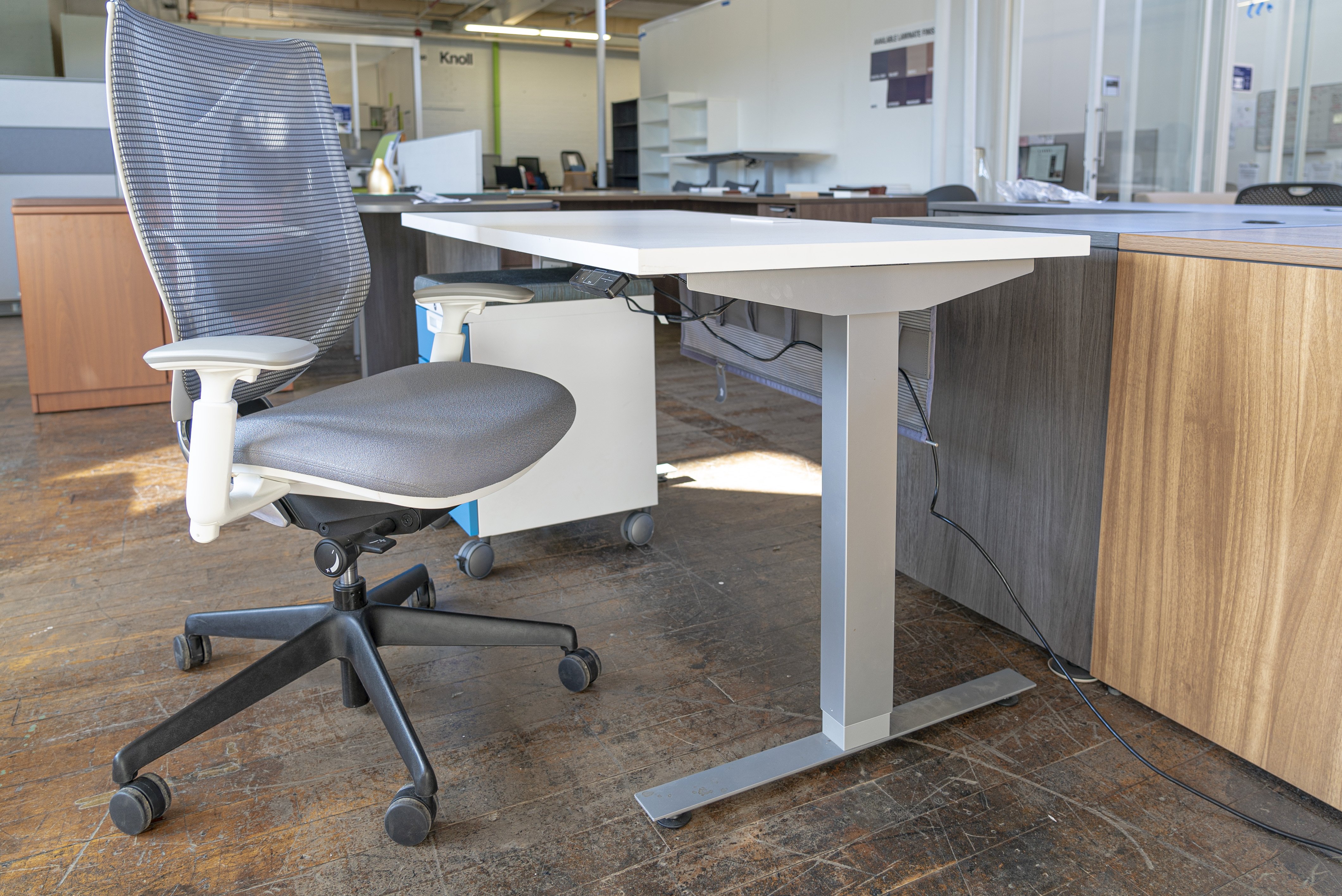 3-piece-teknion-home-office-bundle-with-height-adjustable-desk-sabrina-task-chair