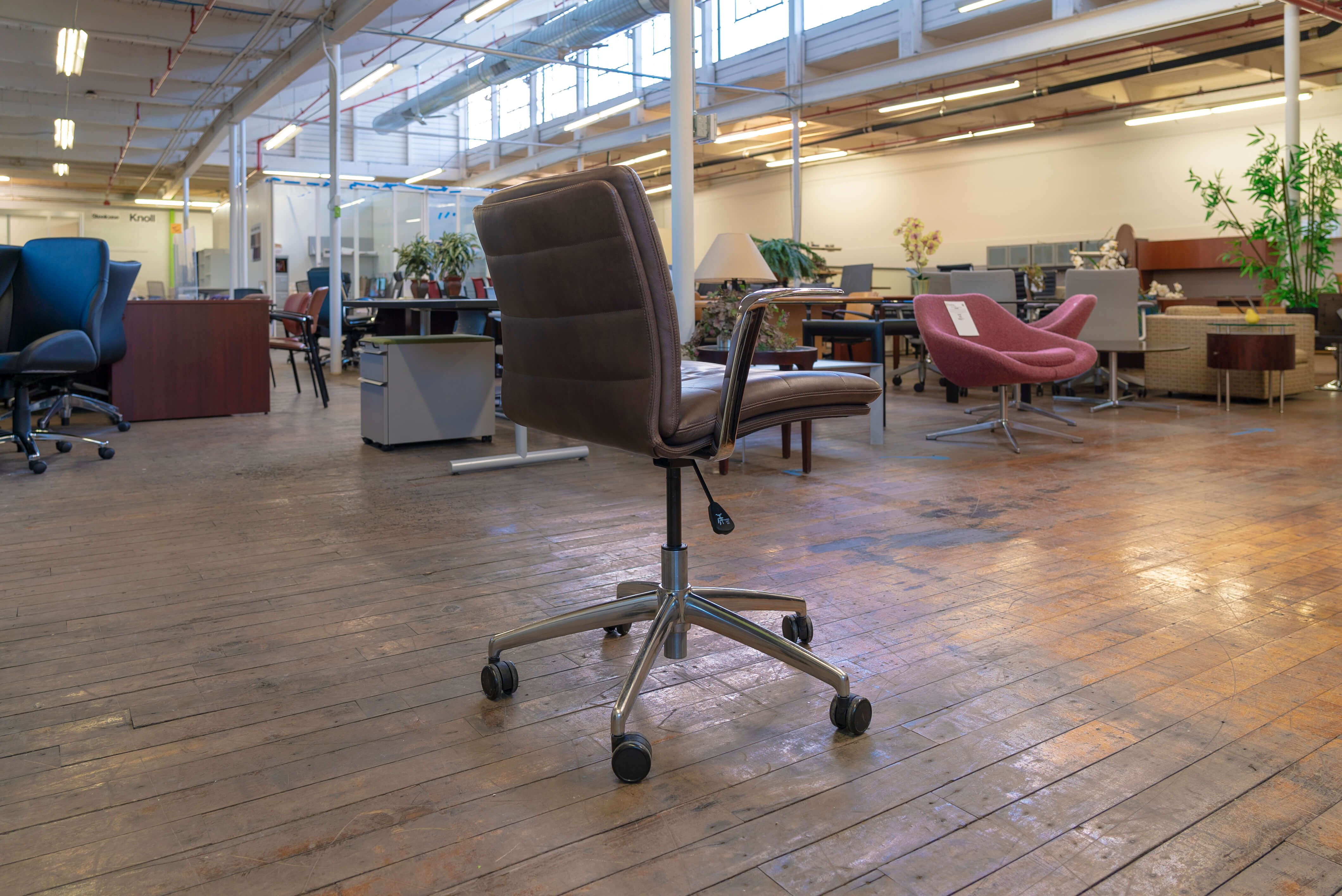boss-design-tokyo-conference-chairs