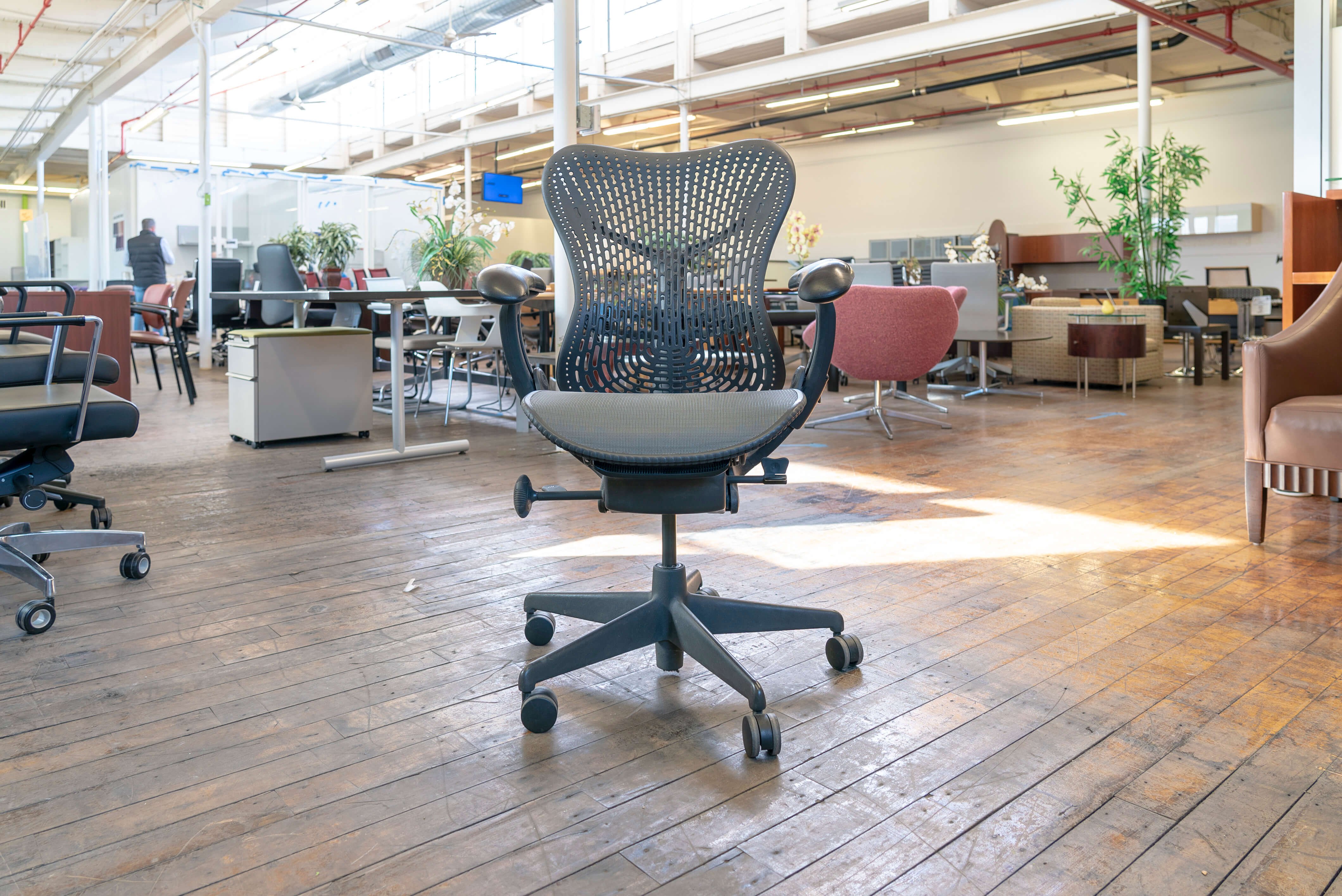 herman-miller-mirra-task-chairs