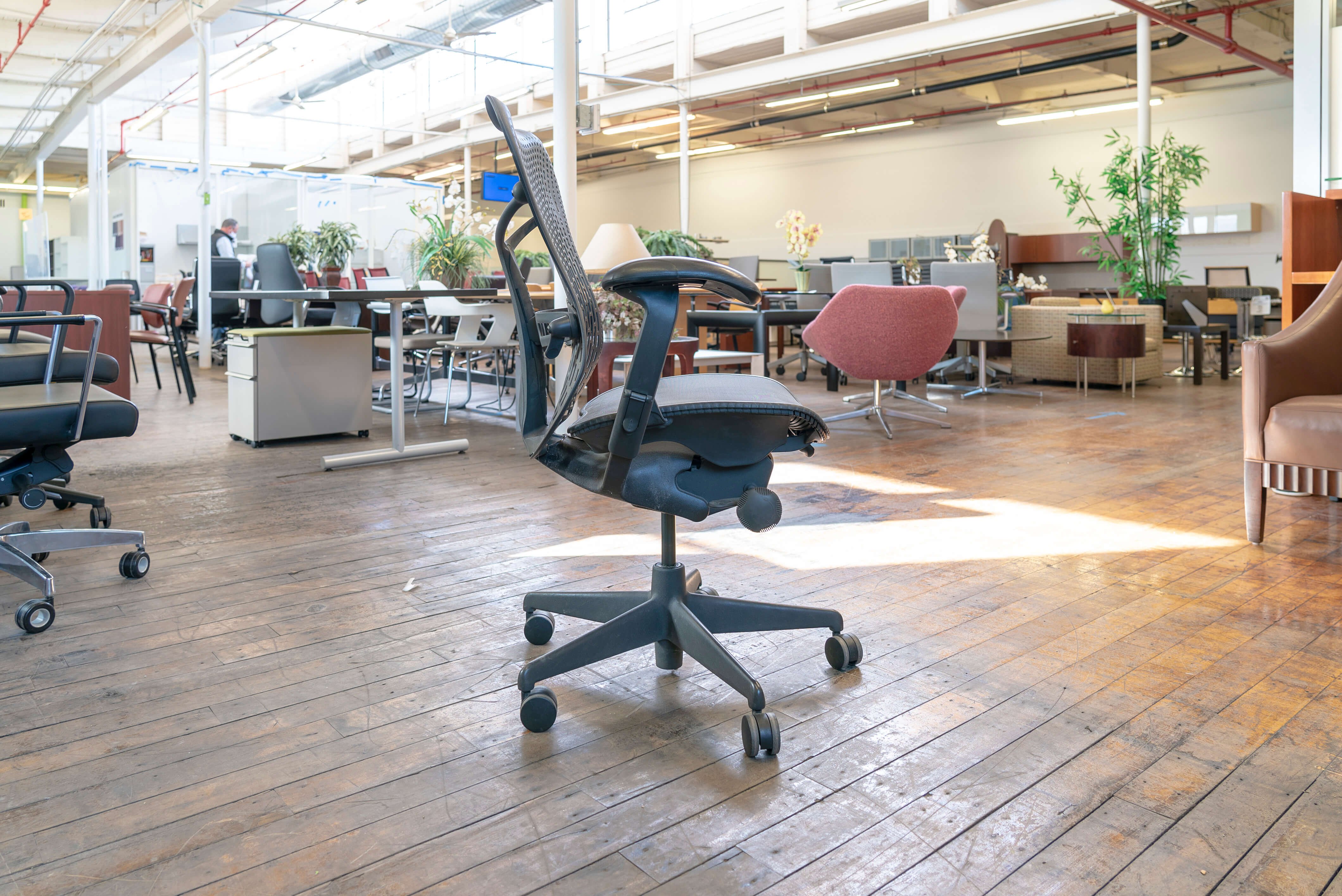 herman-miller-mirra-task-chairs