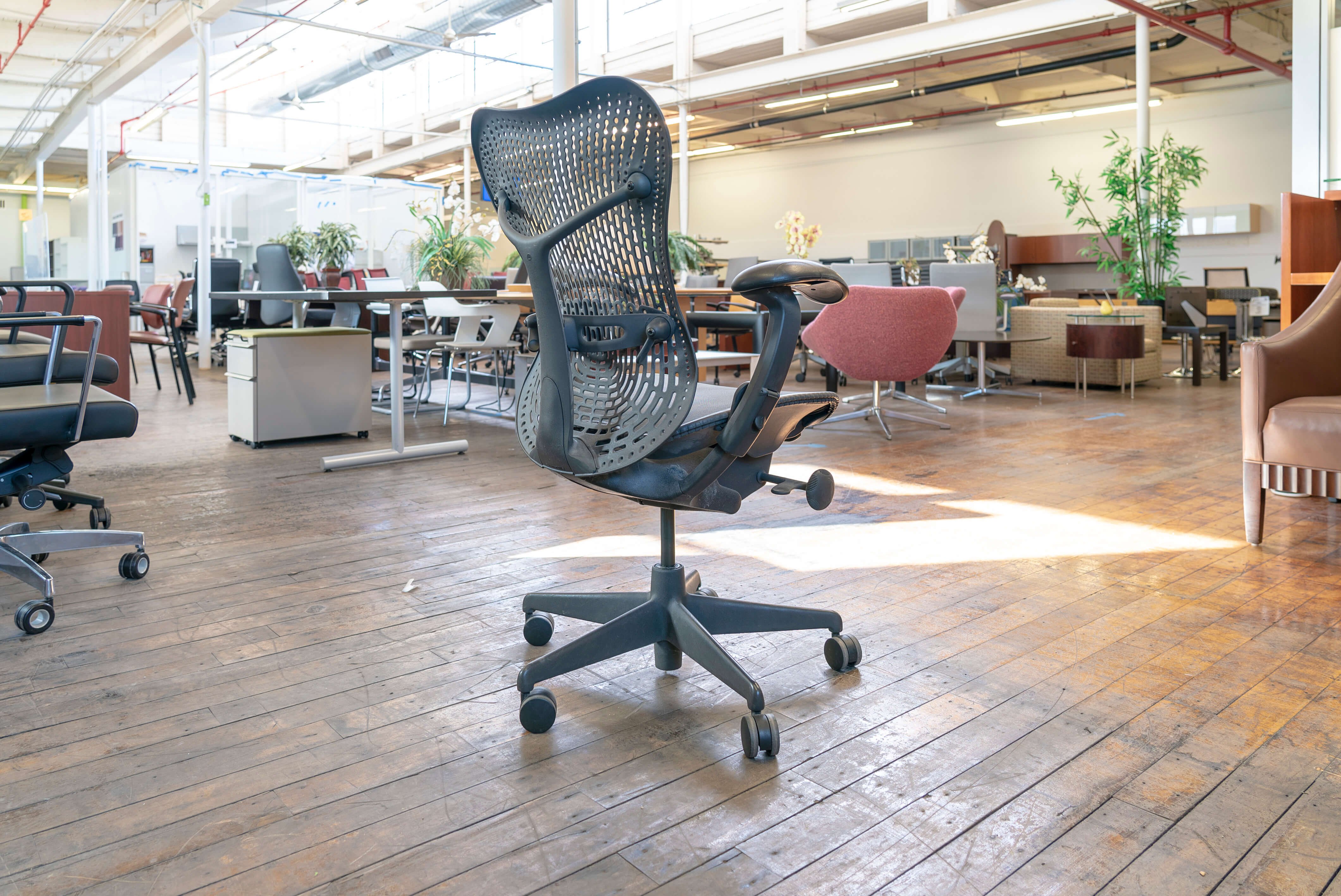 herman-miller-mirra-task-chairs