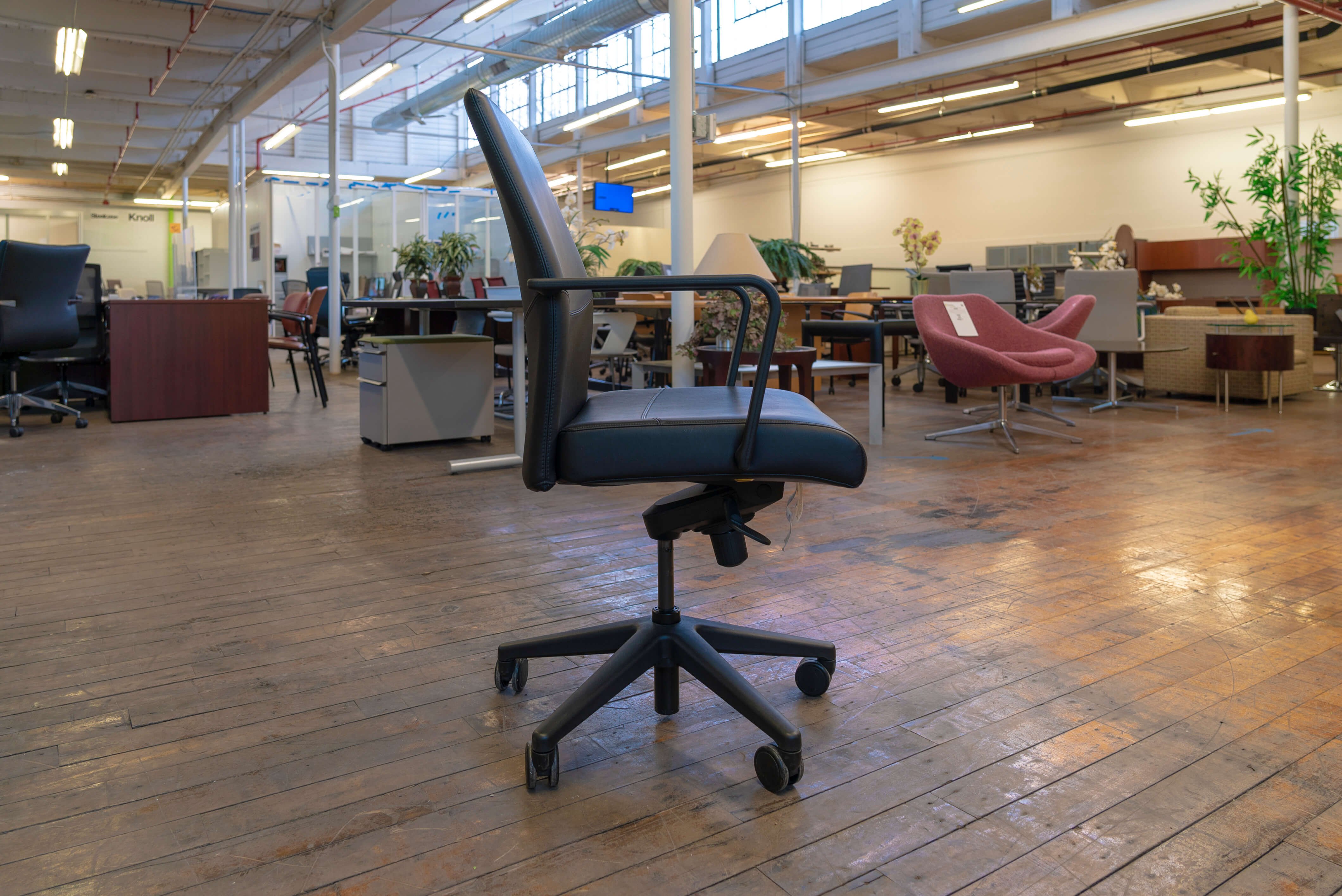keilhauer-vanilla-conference-chairs
