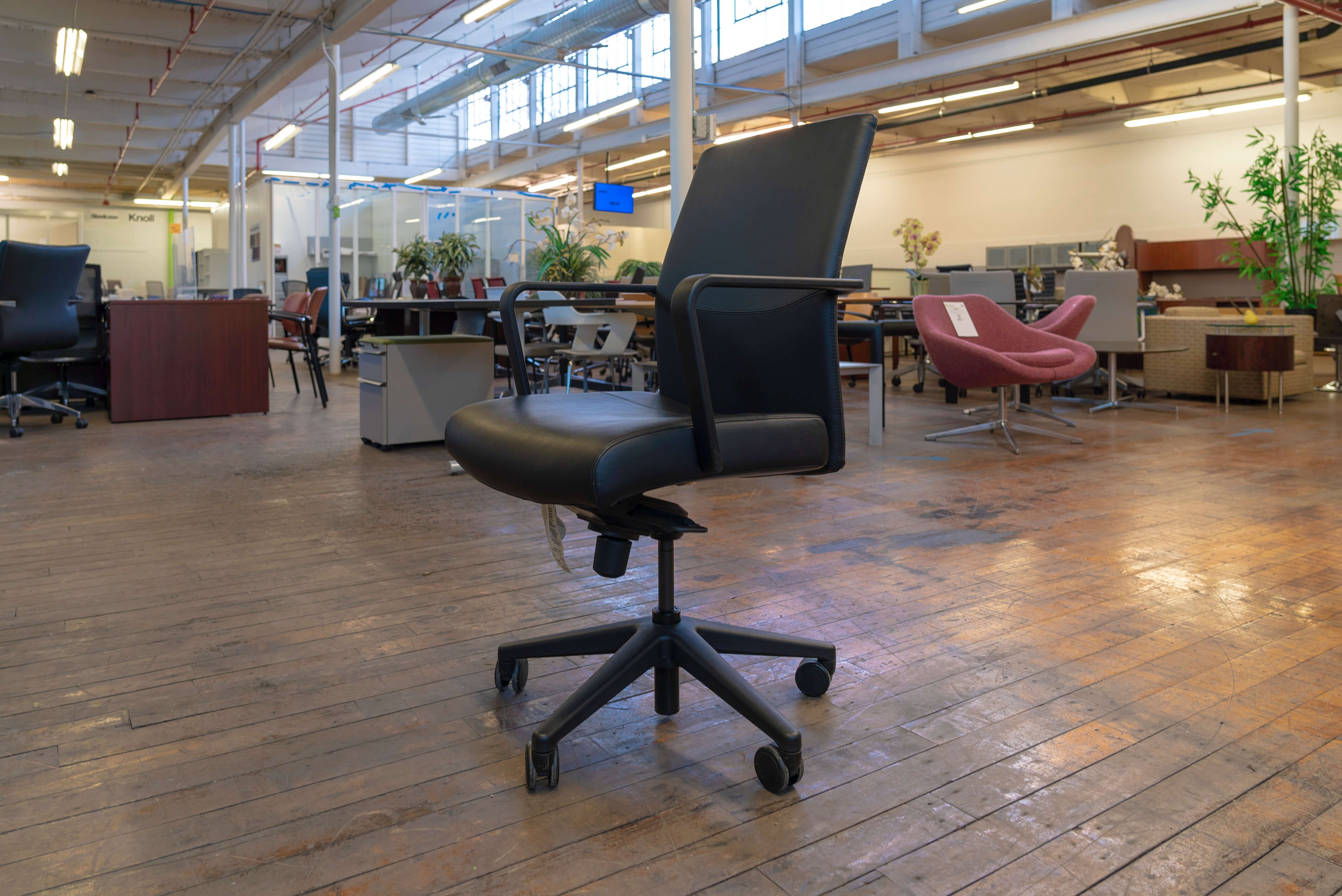 keilhauer-vanilla-conference-chairs