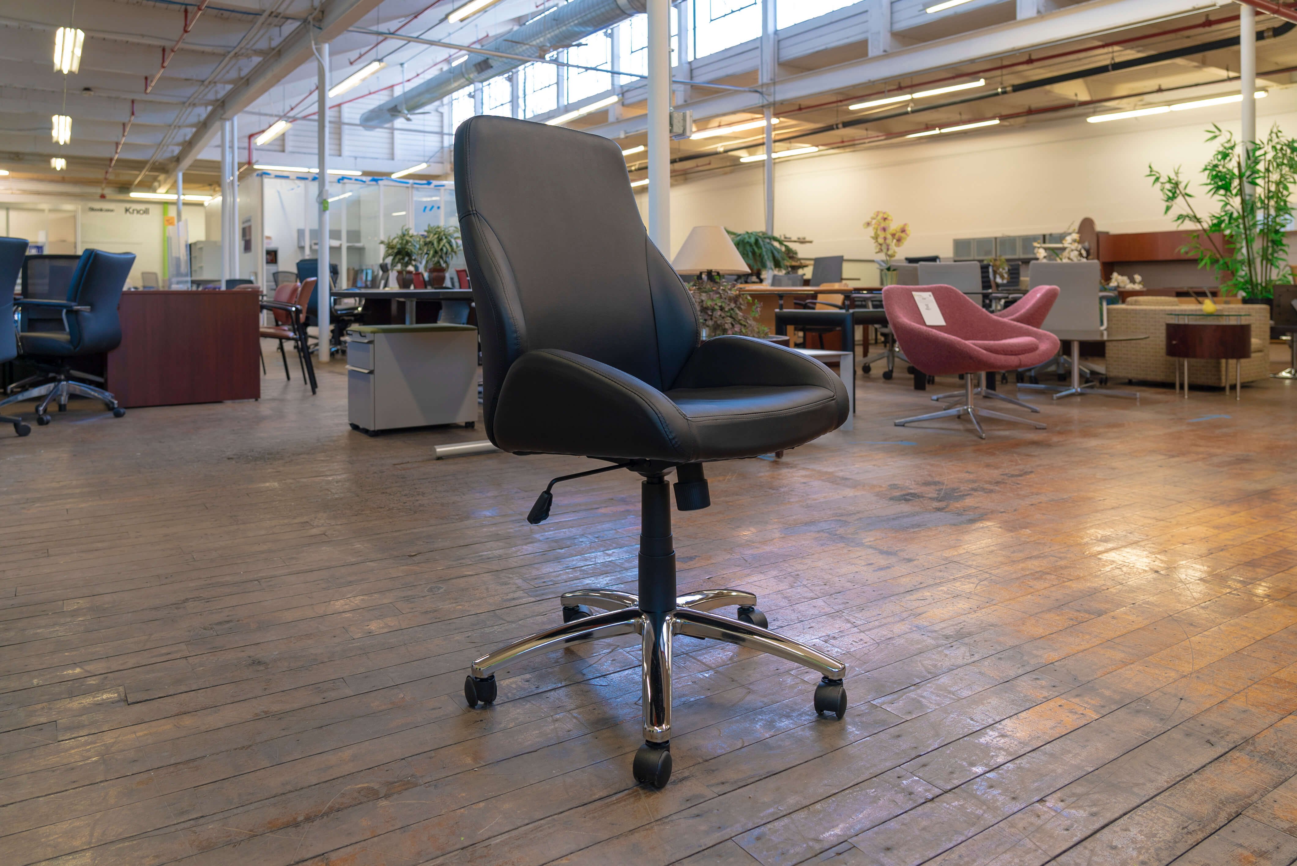 peartree-office-warren-series-conference-tilter-chairs