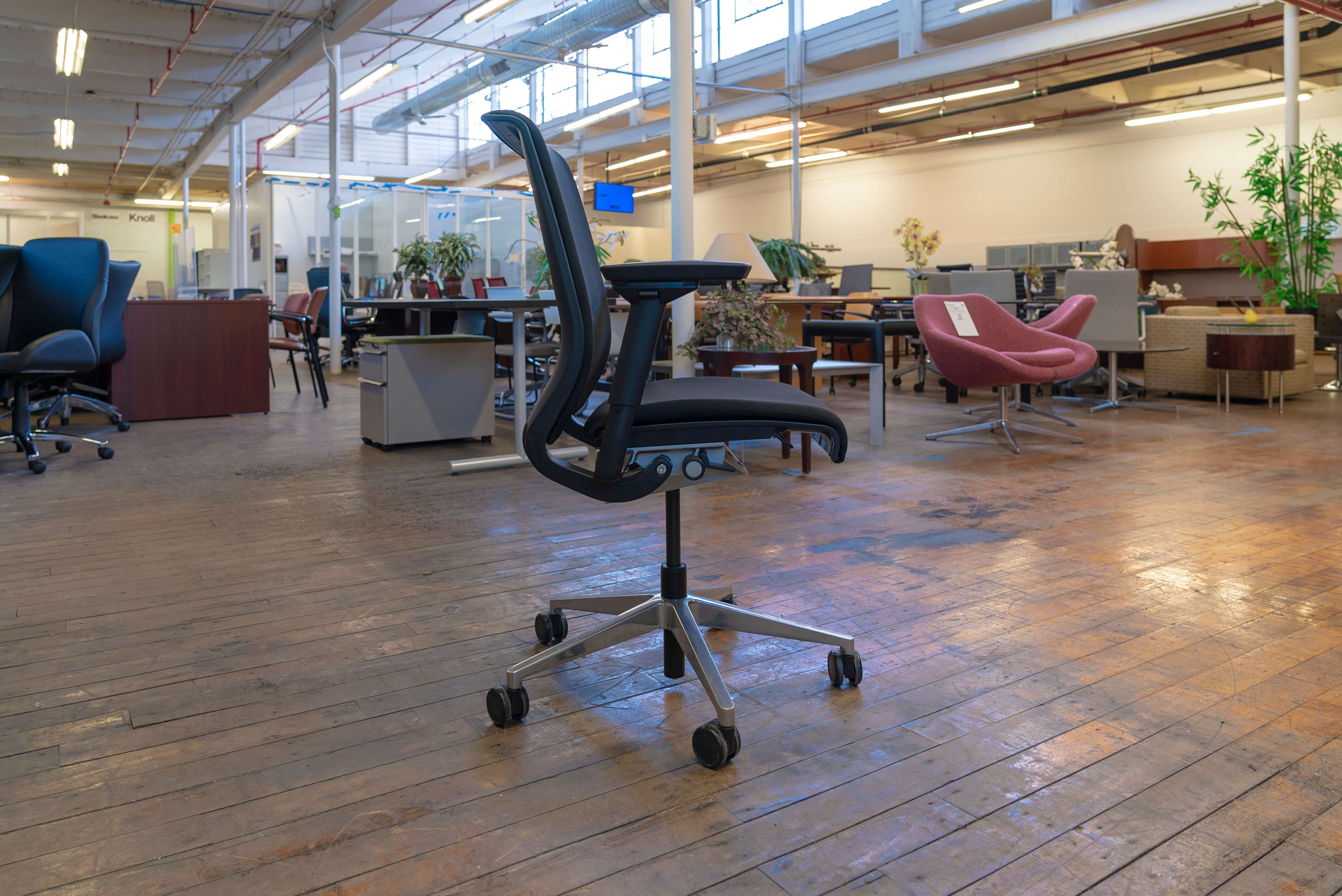 steelcase-think-v1-task-chairs