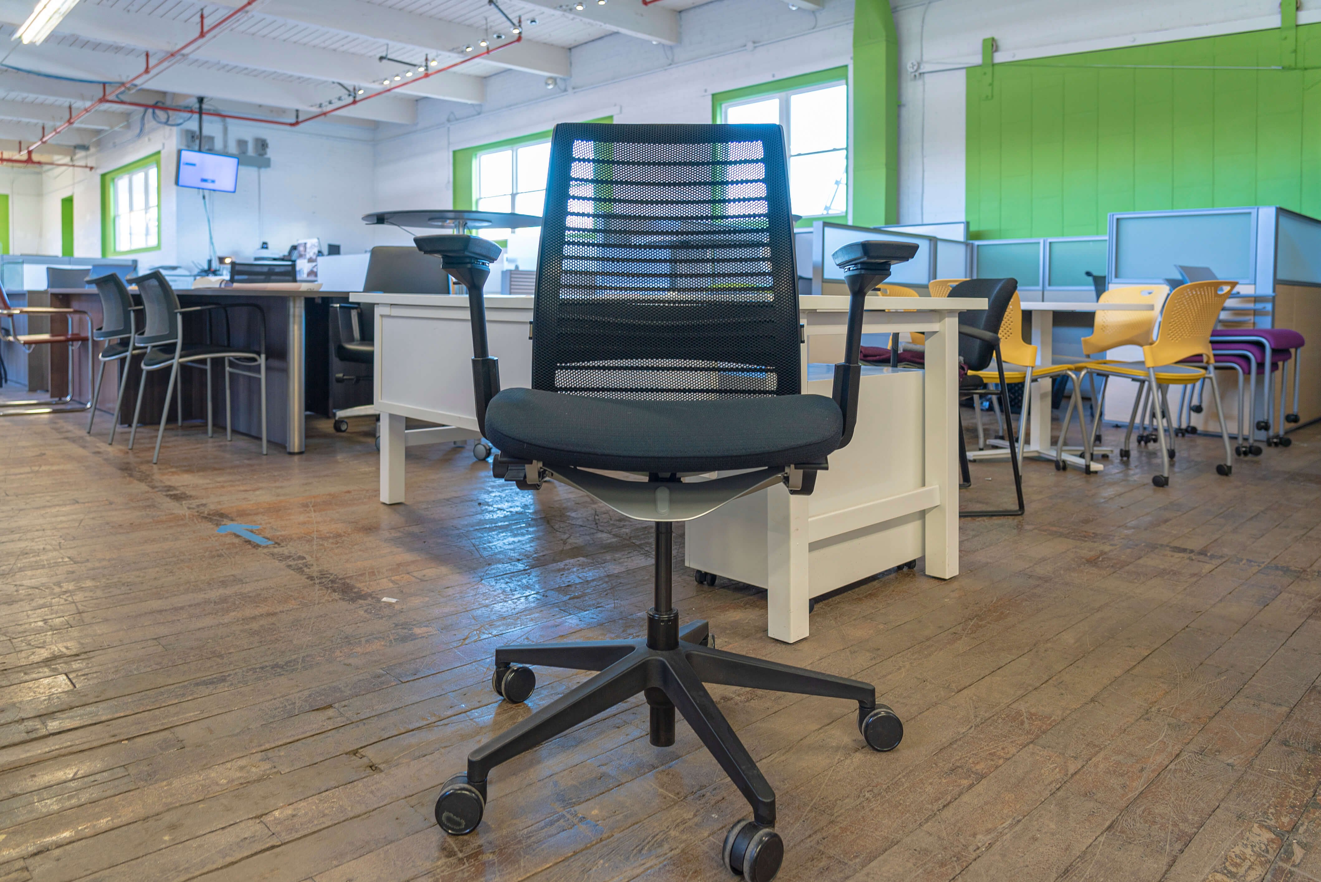 steelcase-think-v2-task-chairs