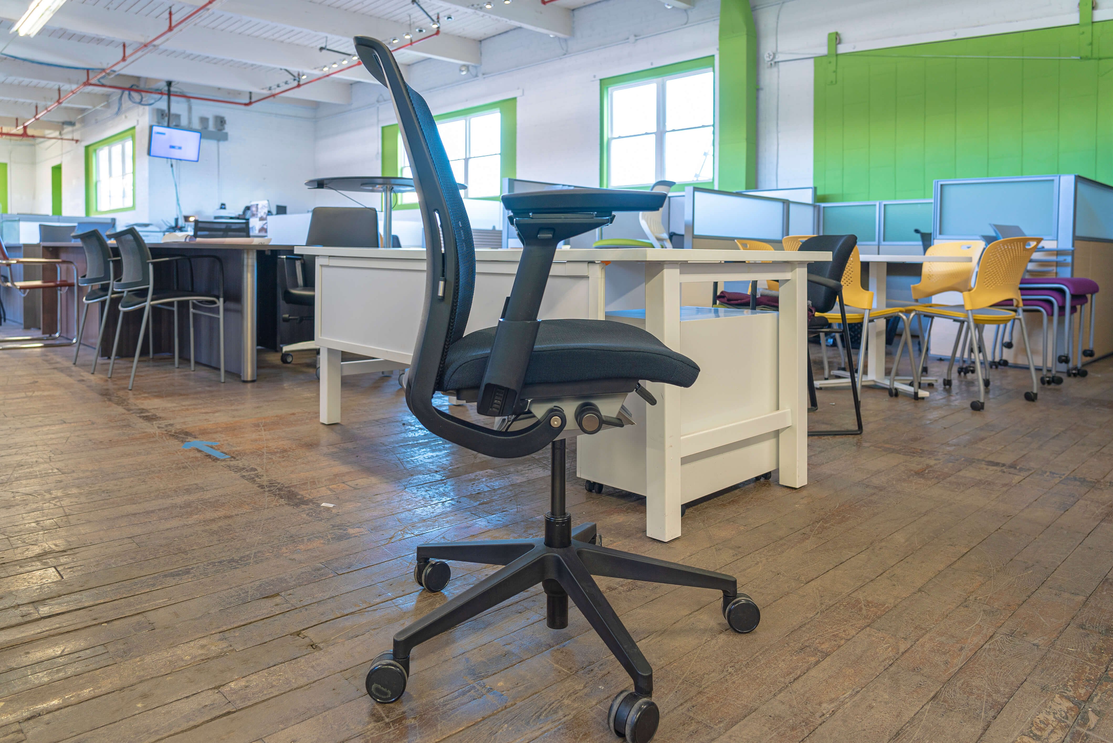 steelcase-think-v2-task-chairs