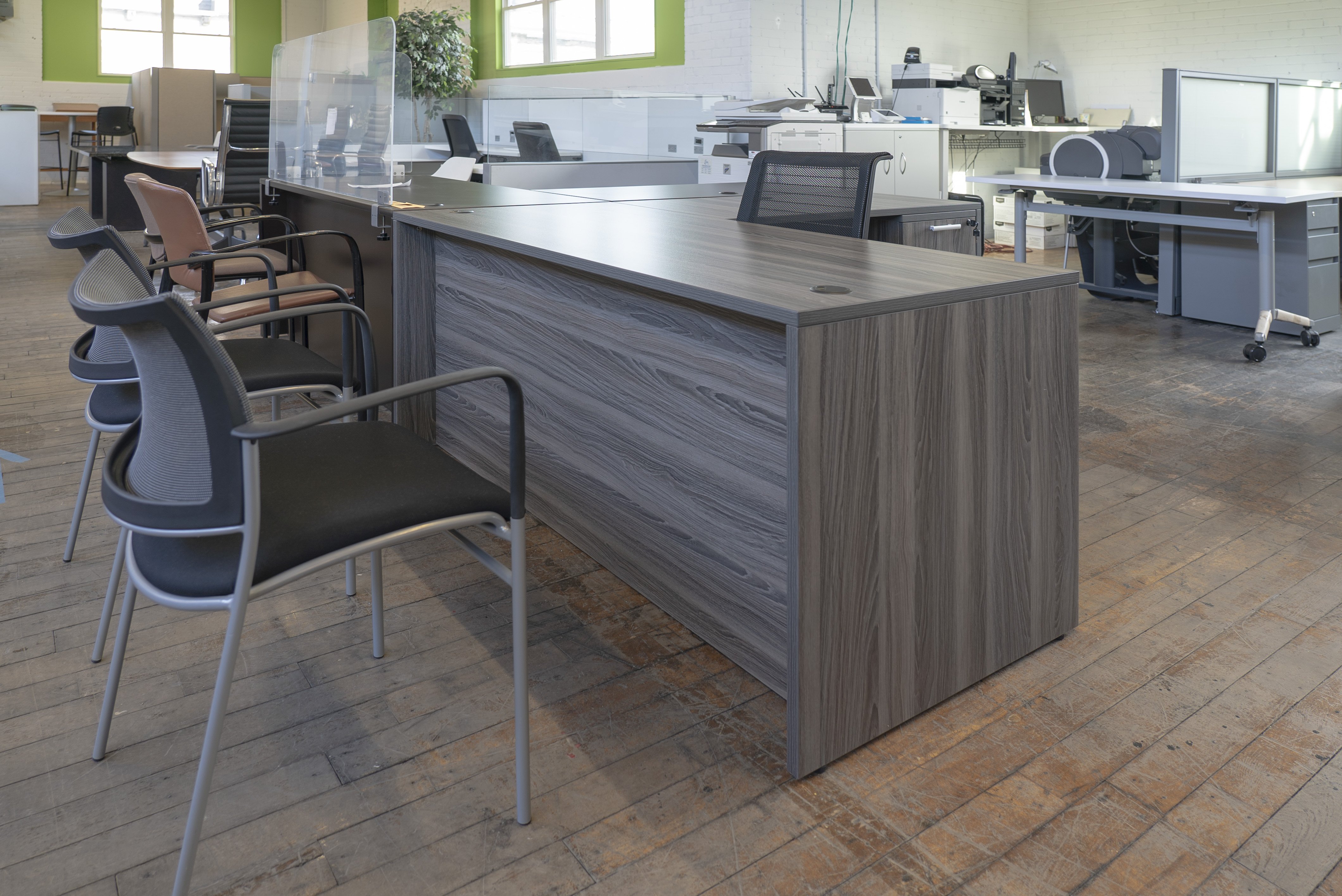 peartree-warren-series-gray-laminate-l-shaped-desk