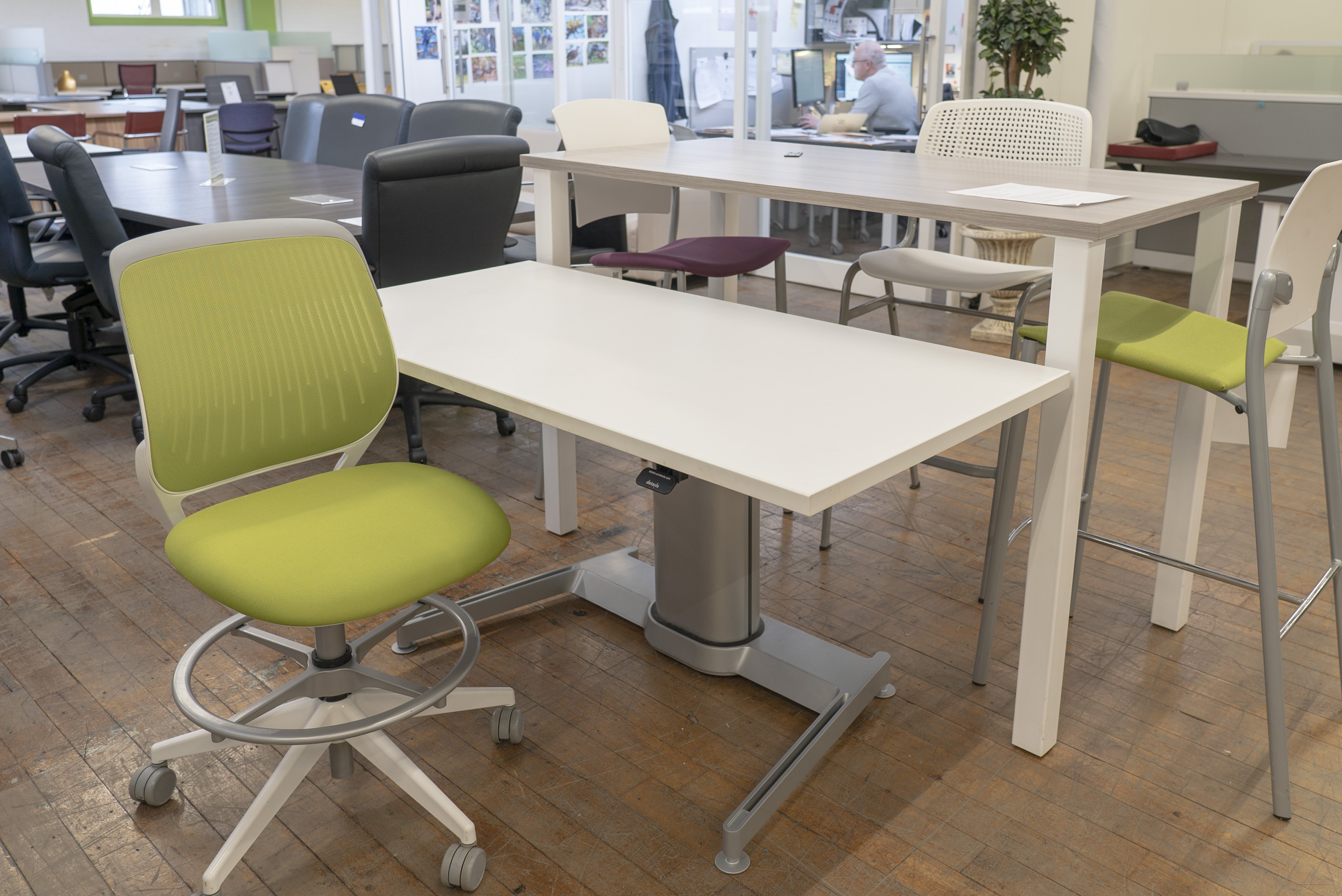 steelcase-airtouch-pneumatic-height-adkj