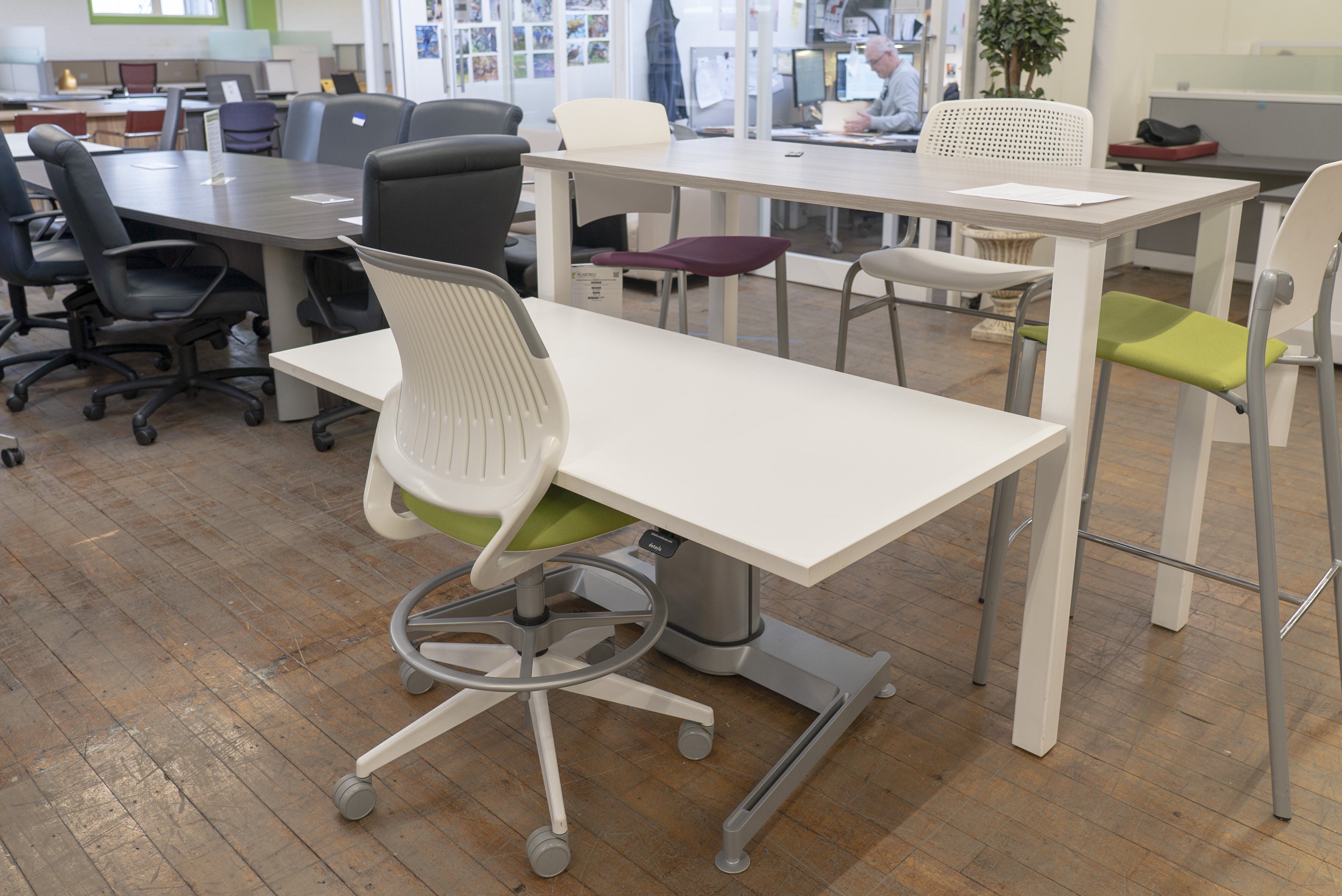 steelcase-airtouch-pneumatic-height-adkj