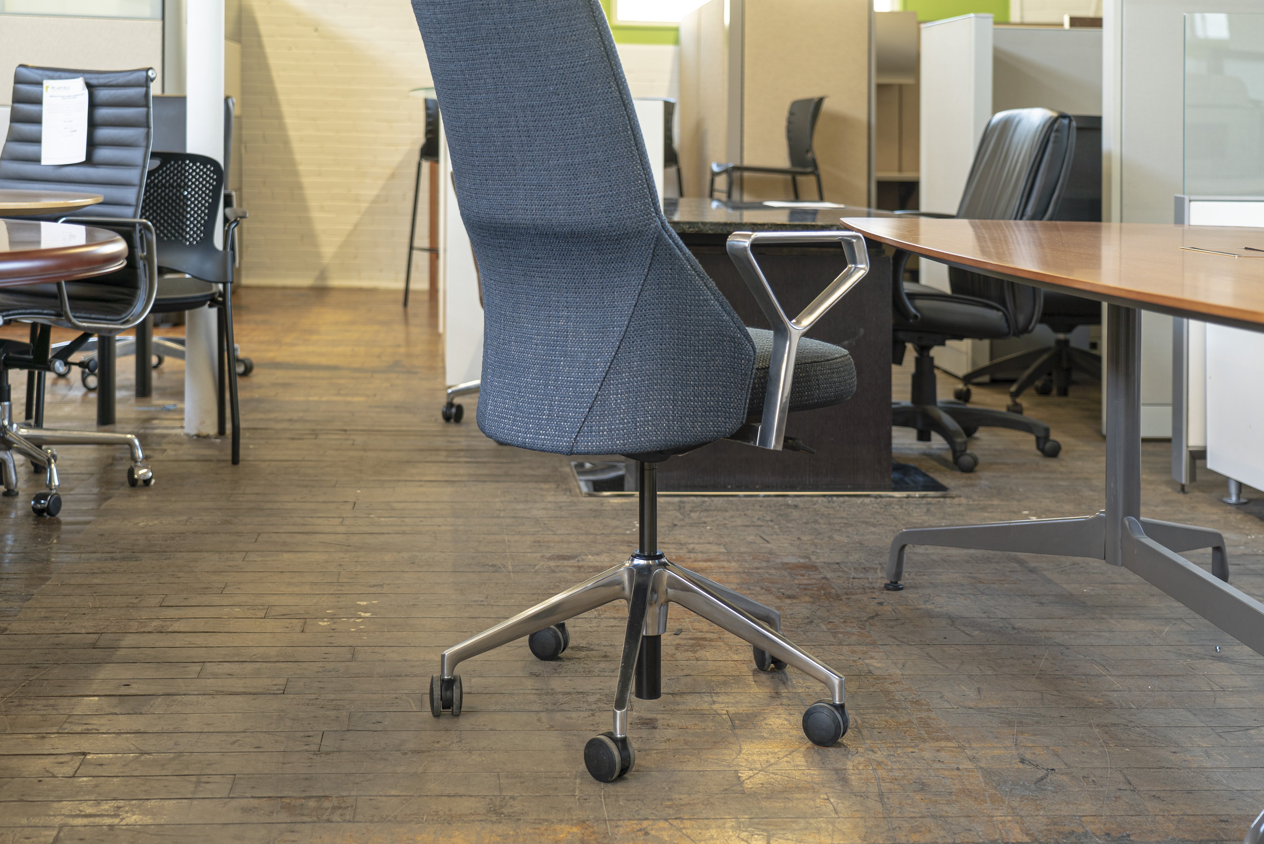 coalesse-massaud-high-back-conference-chairs