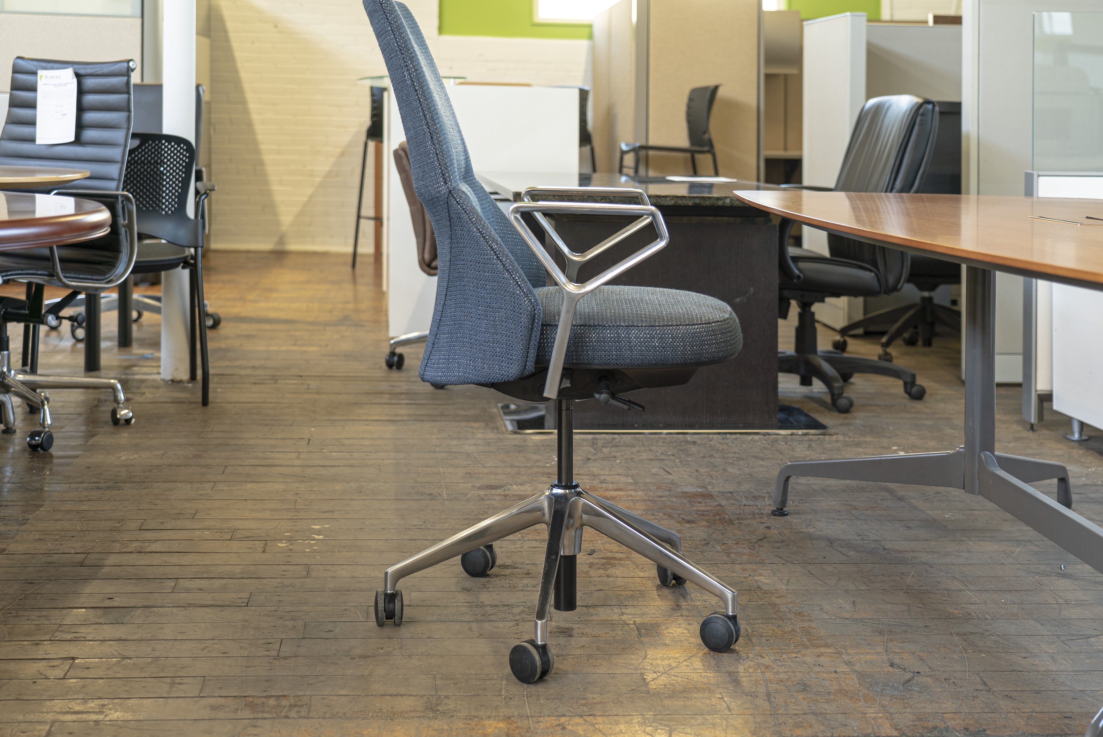 coalesse-massaud-high-back-conference-chairs