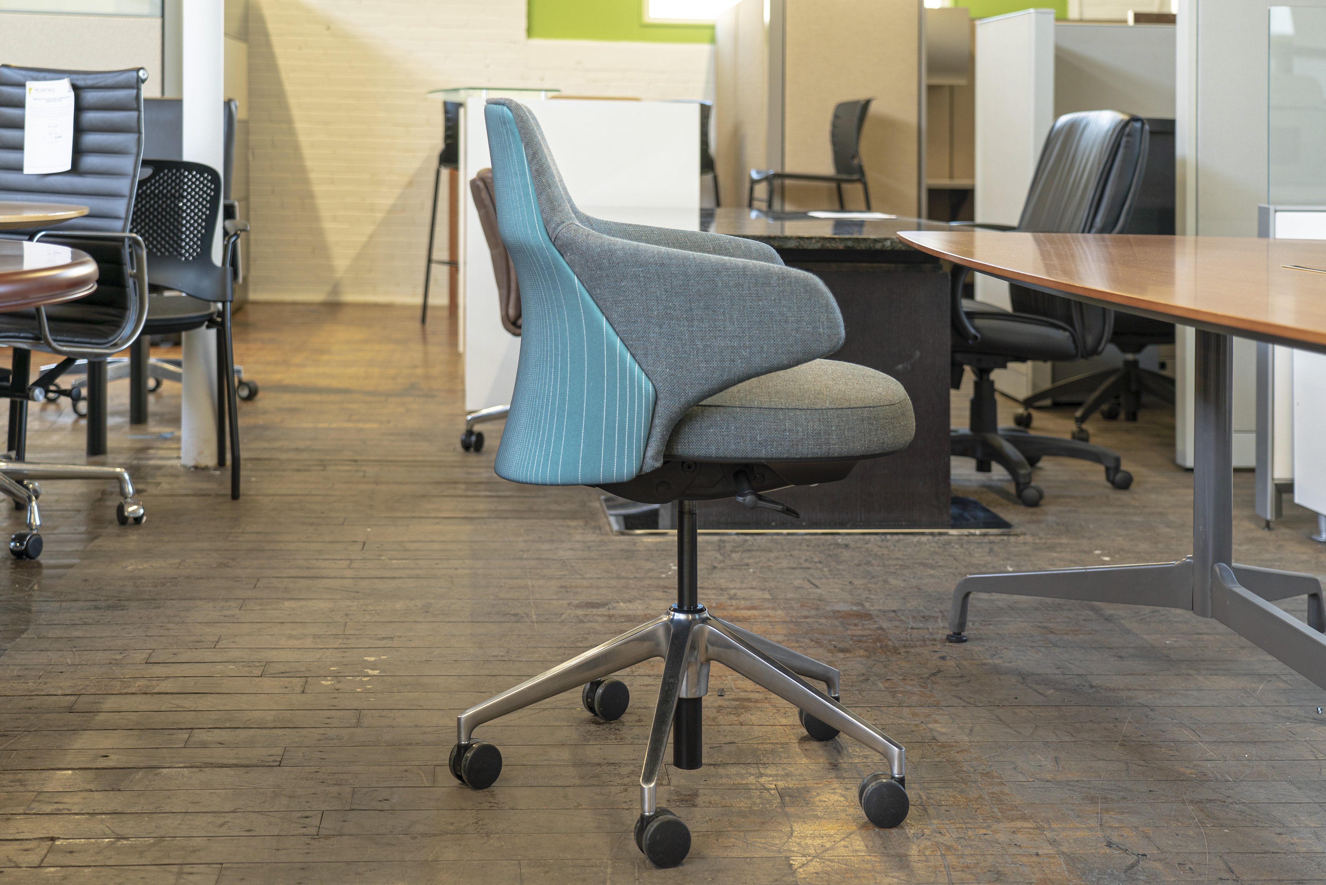 coalesse-massaud-low-back-conference-chairs