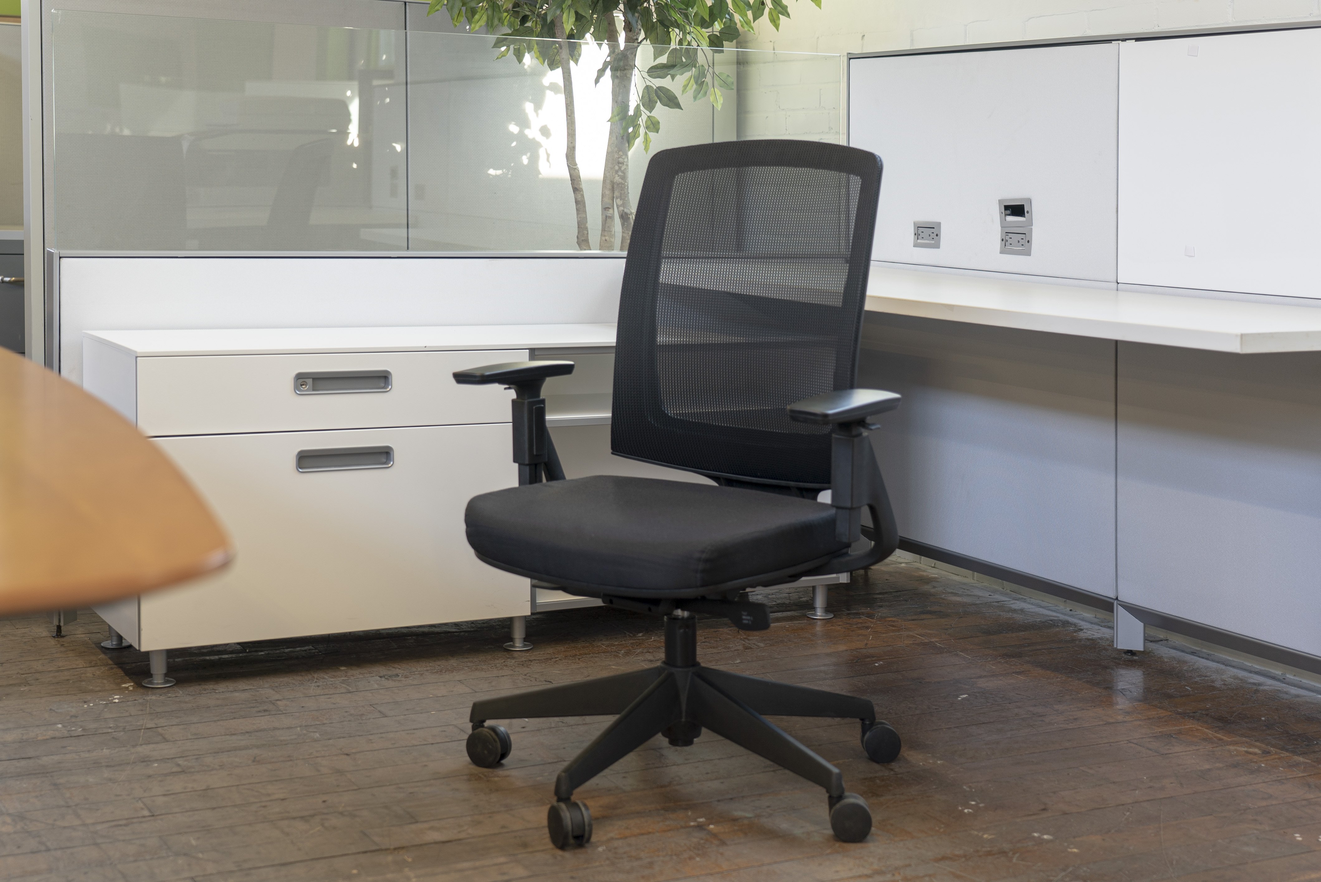 hon-lota-task-chairs