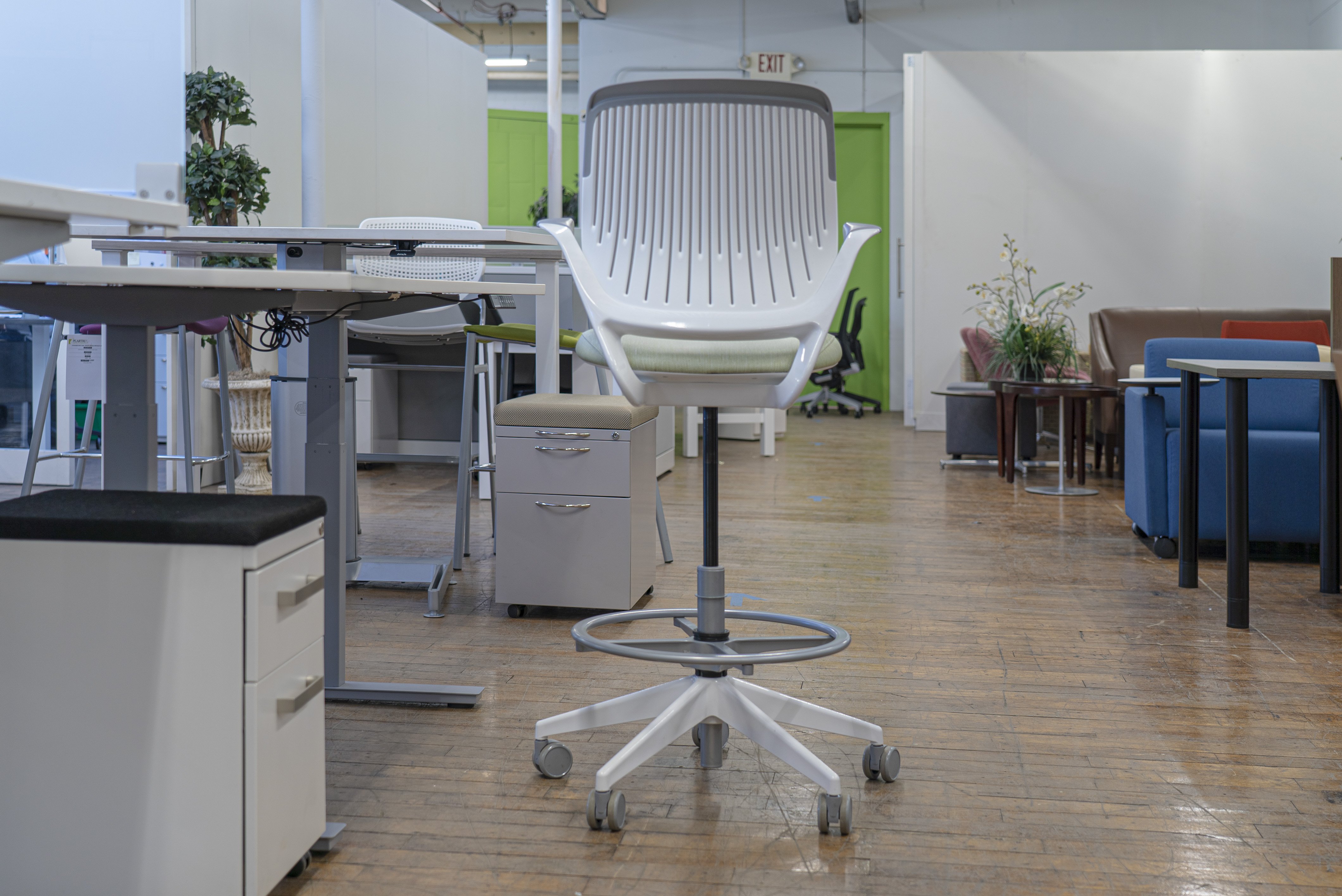 steelcase-cobi-stools
