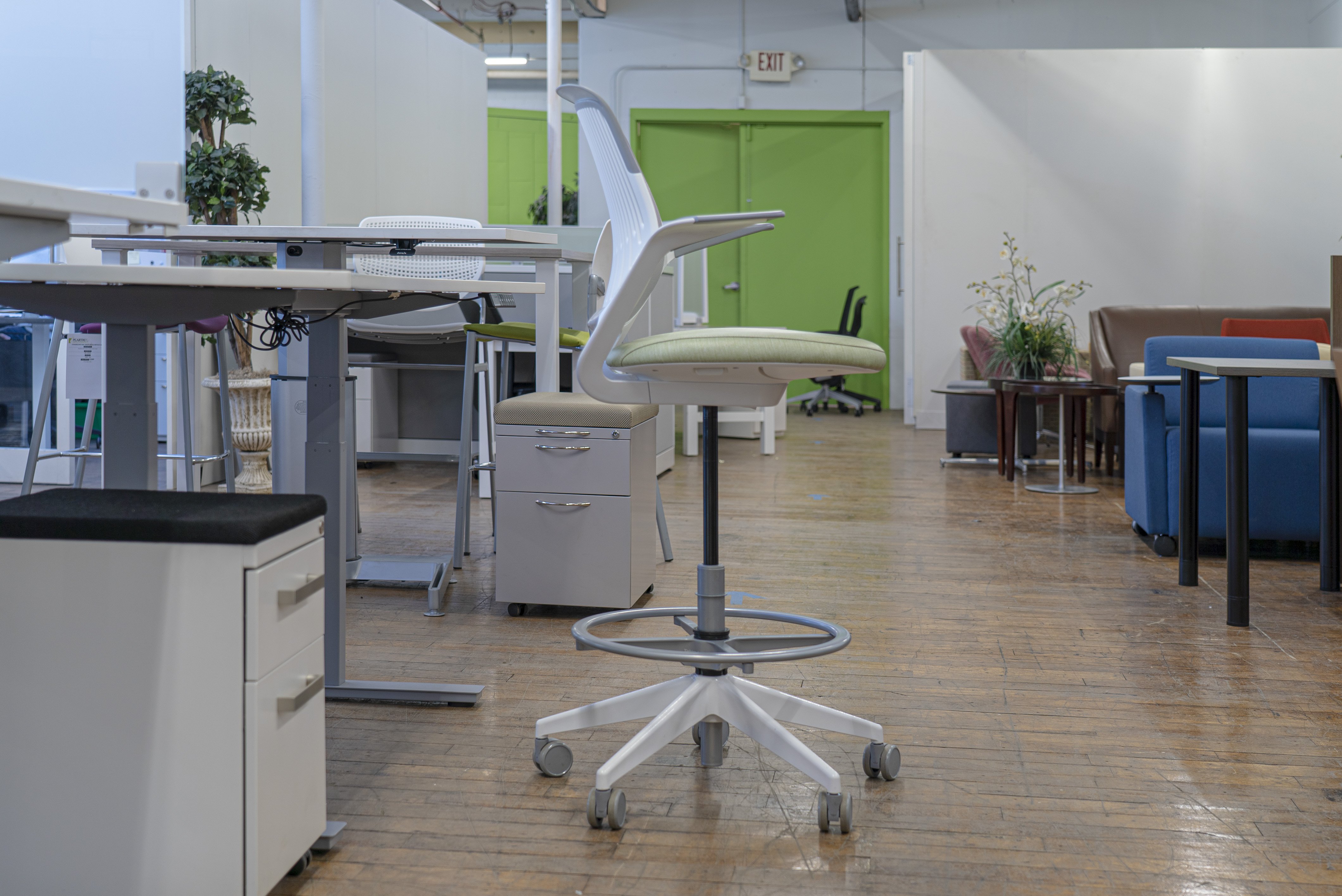 steelcase-cobi-stools