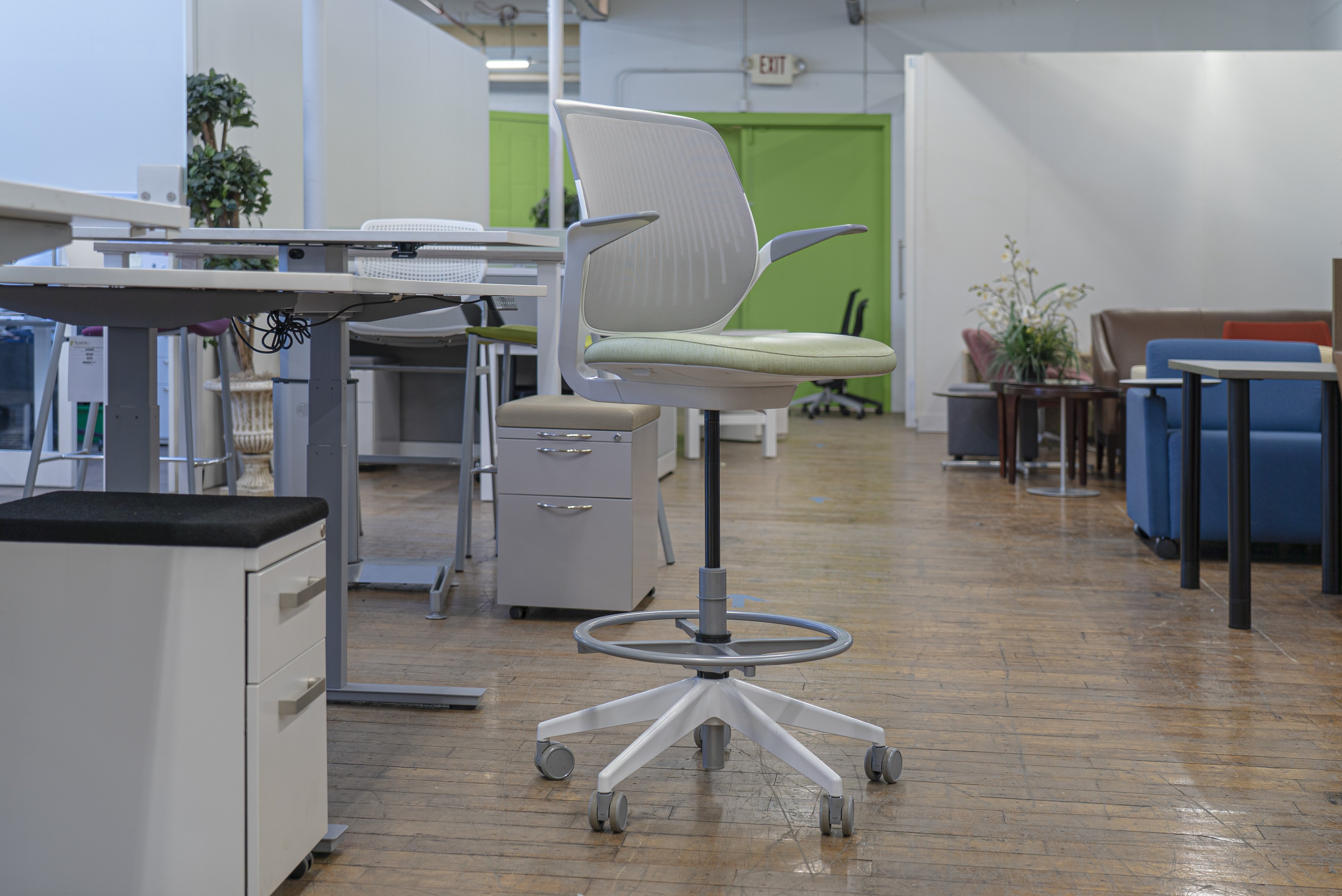 steelcase-cobi-stools