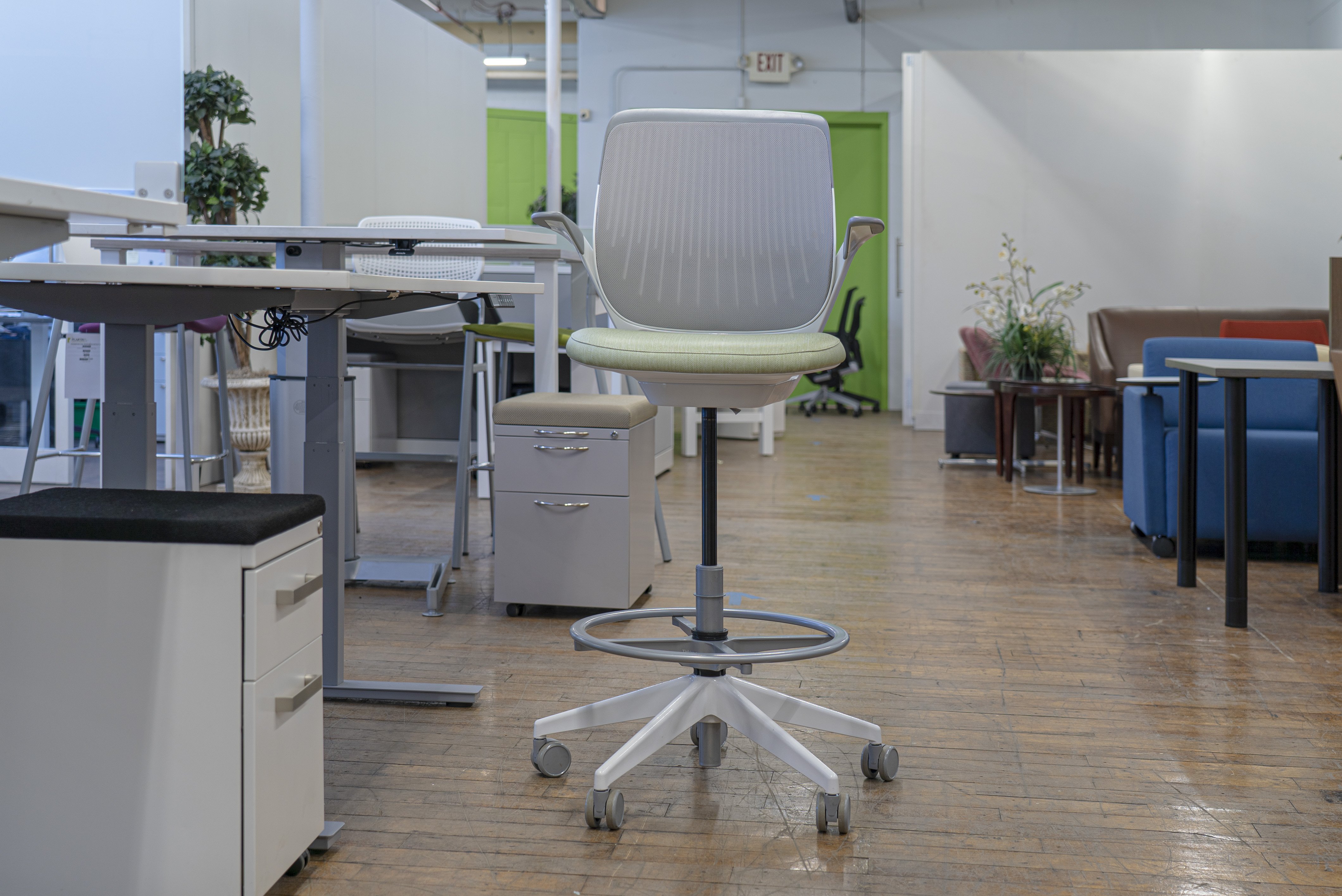 steelcase-cobi-stools