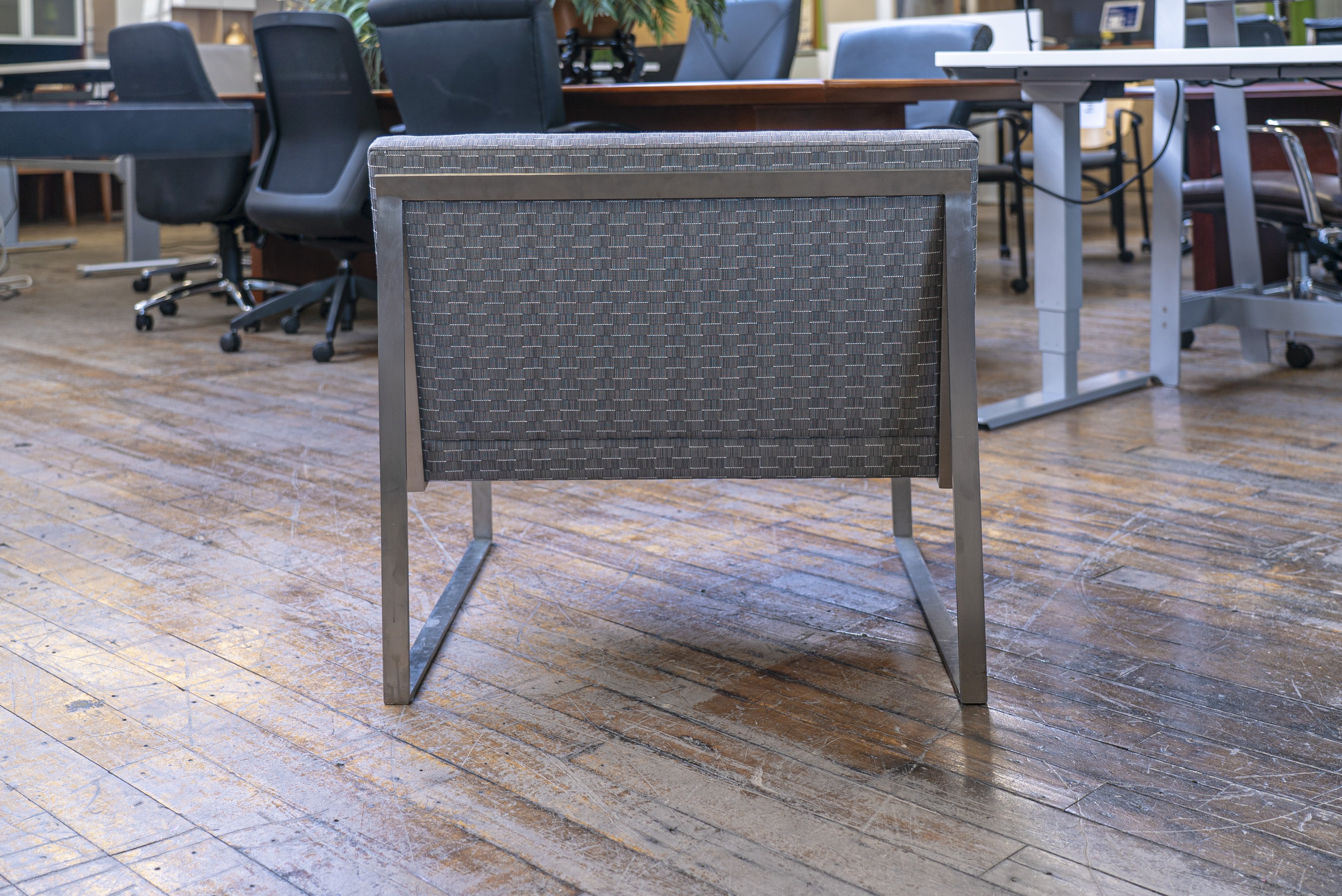 bernhardt-design-b.2 Lounge Chairs
