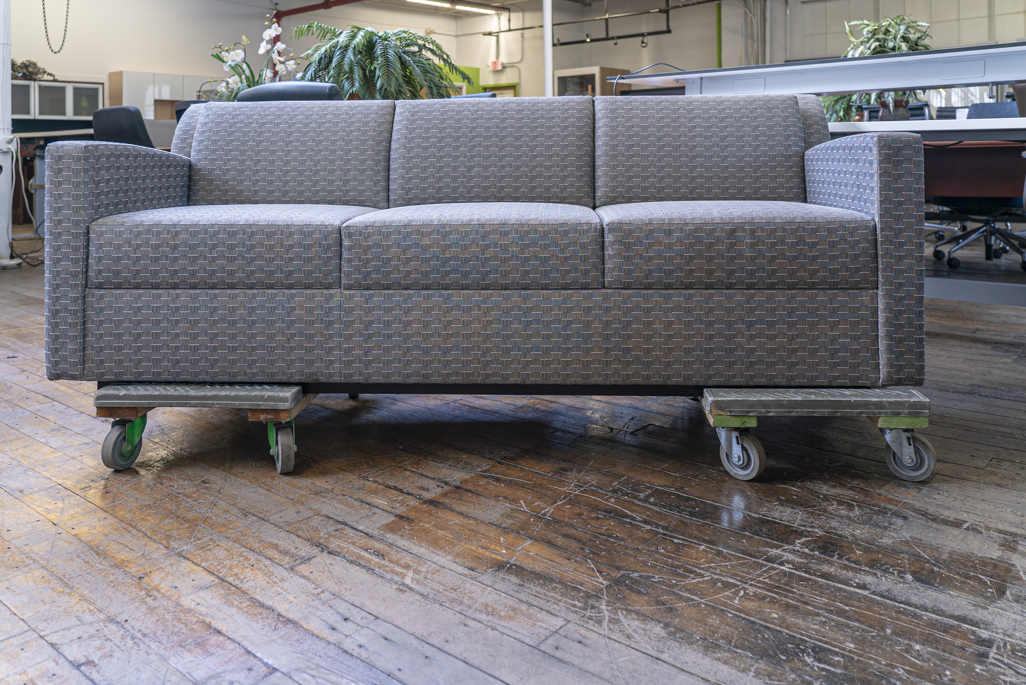 bernhardt-design-entrada-sofa