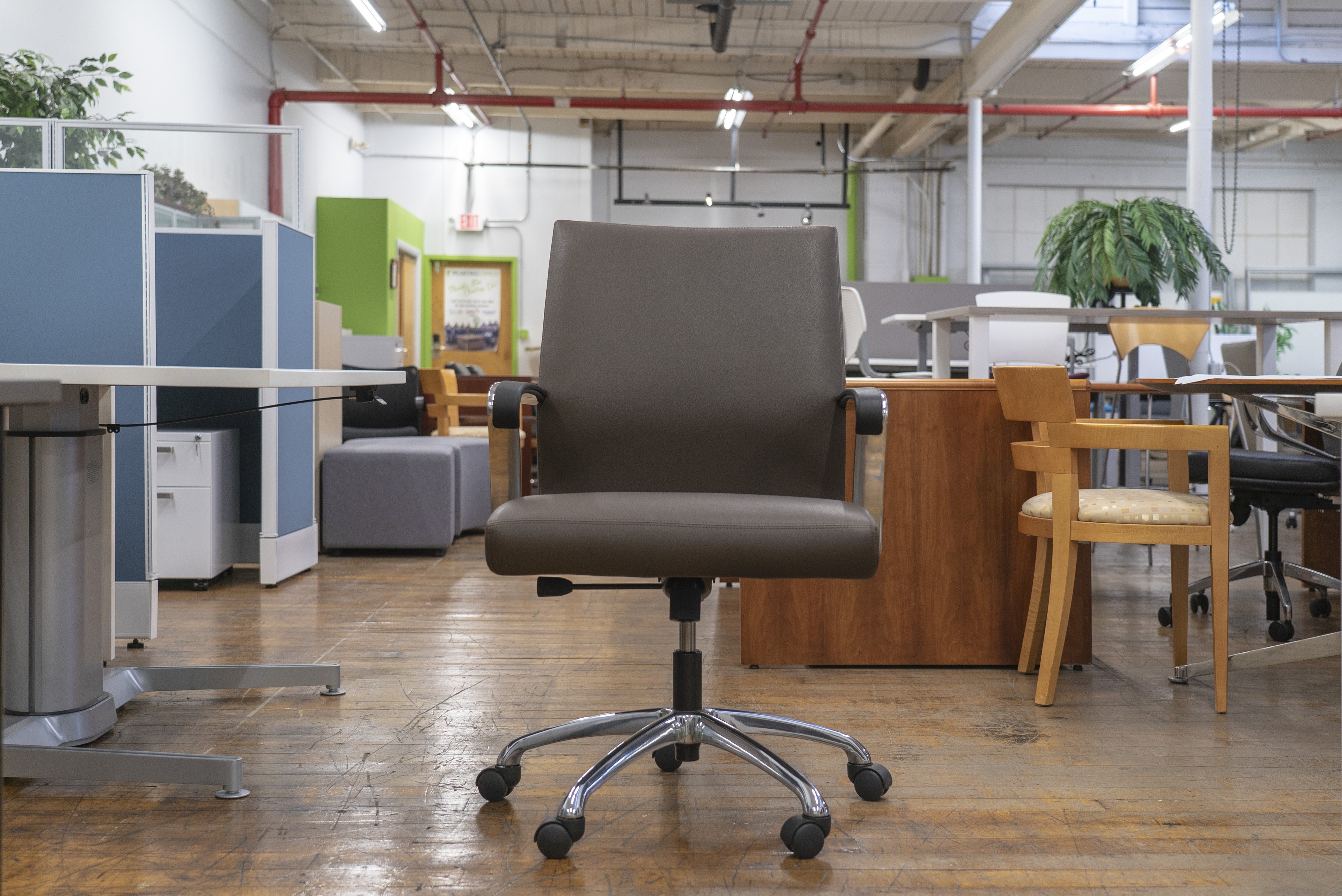 coalesse-chord-midback-conference-chairs