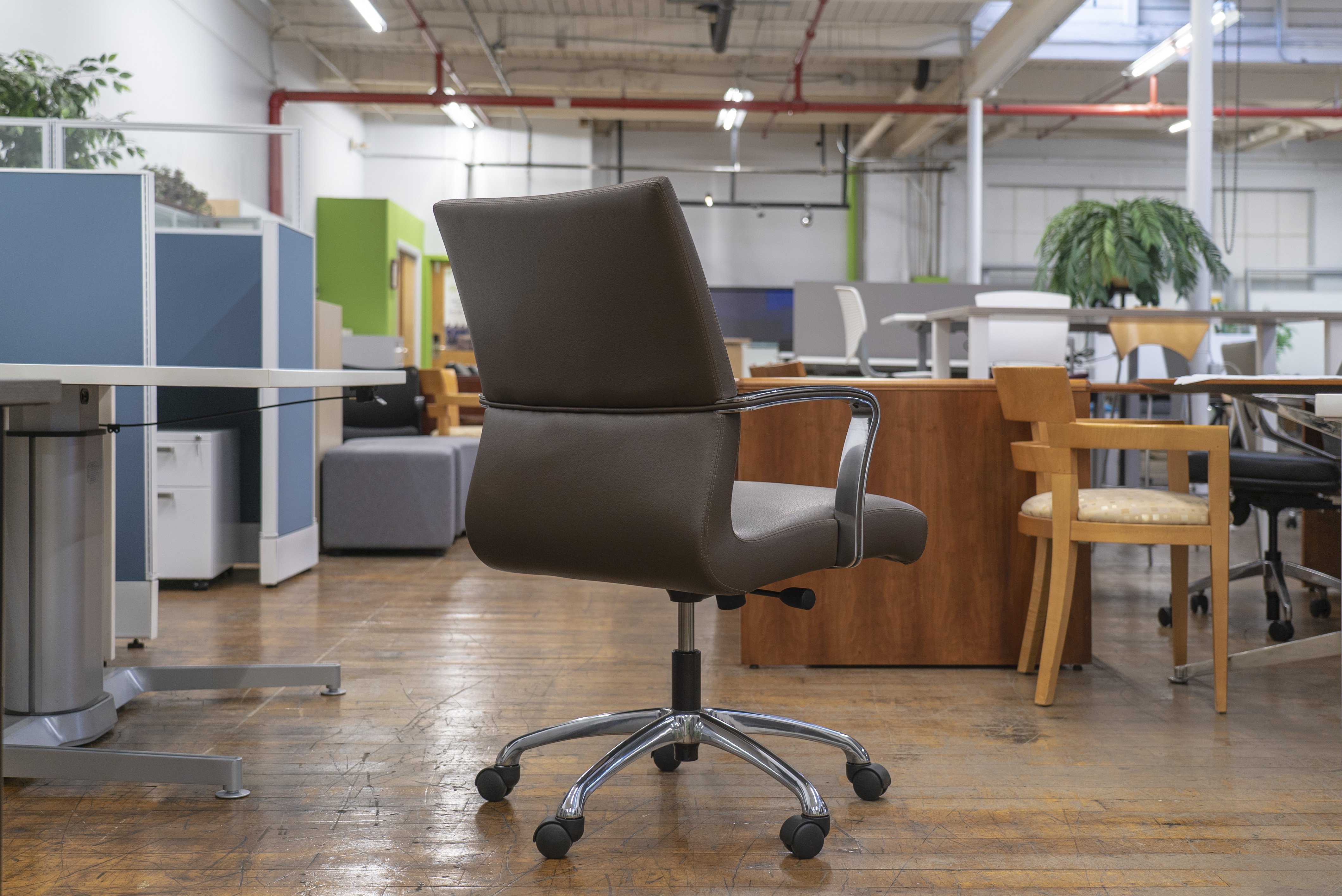 coalesse-chord-midback-conference-chairs