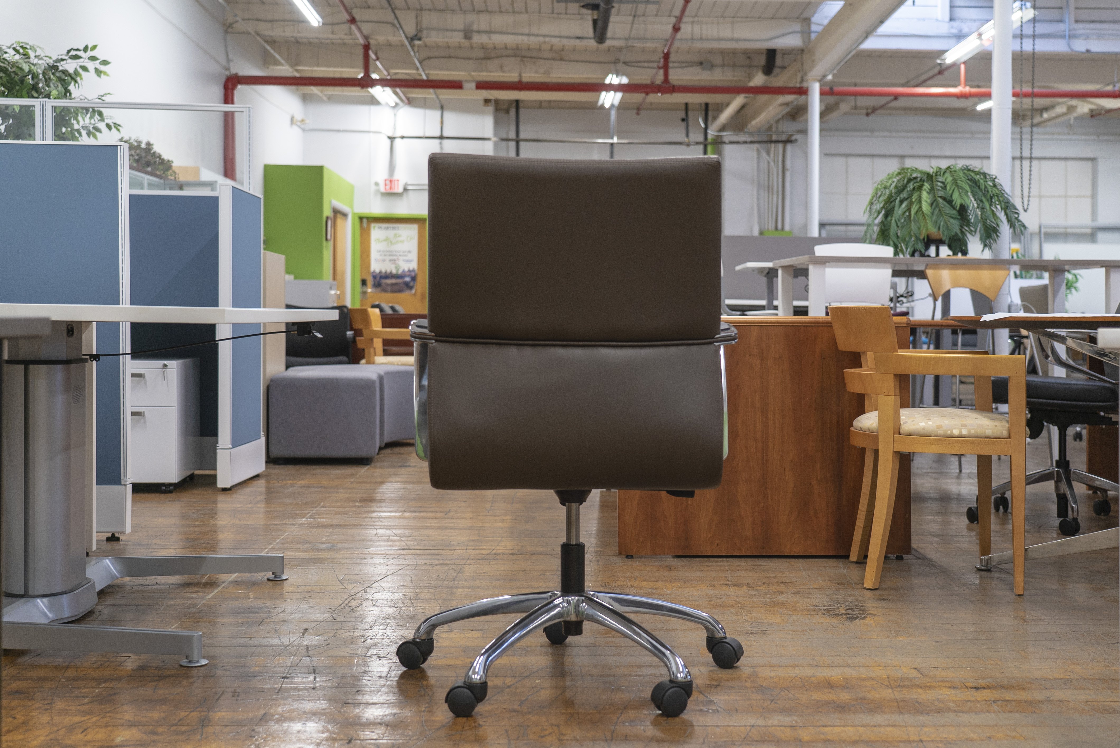 coalesse-chord-midback-conference-chairs