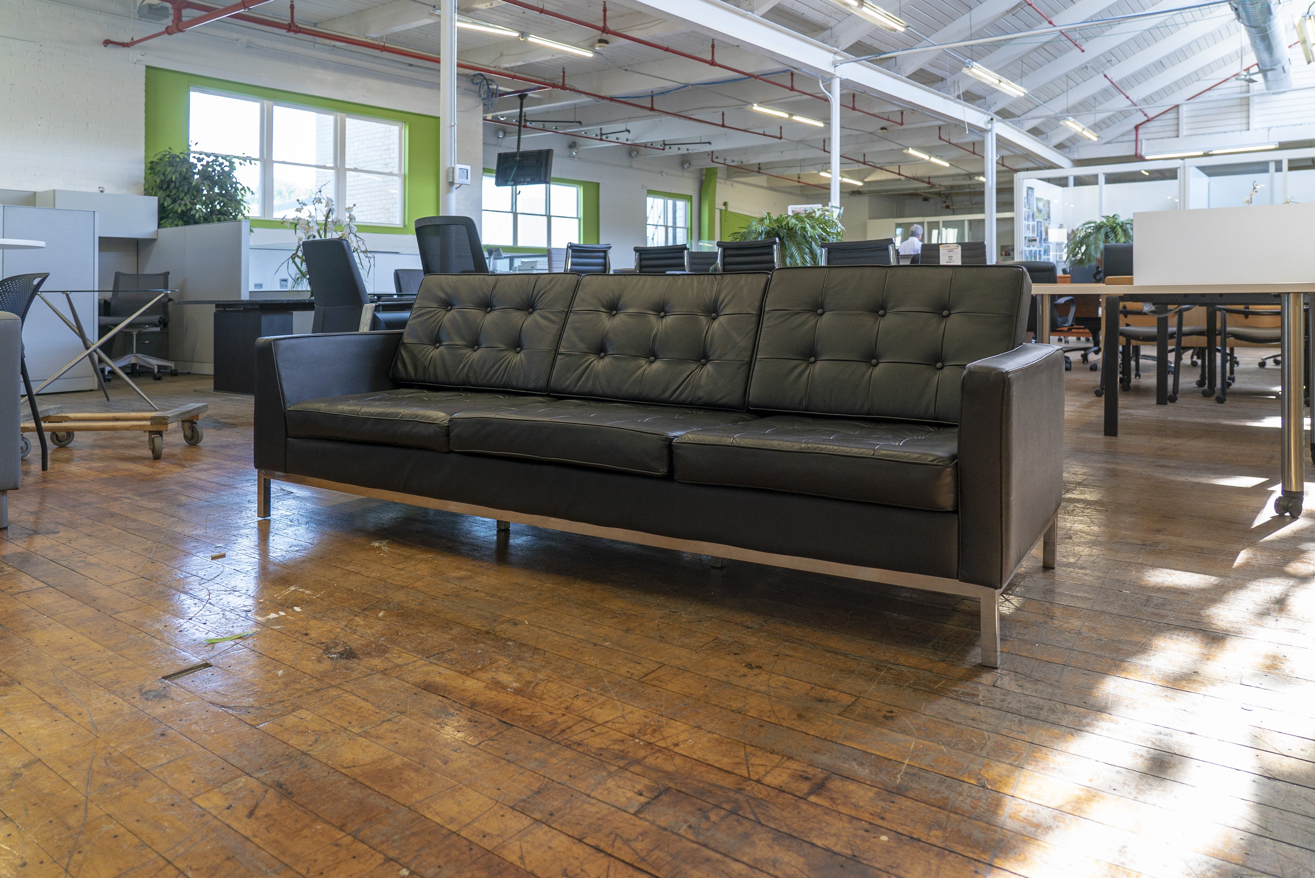 florence-knoll-style-symmetrical-corner-sectional-sofa
