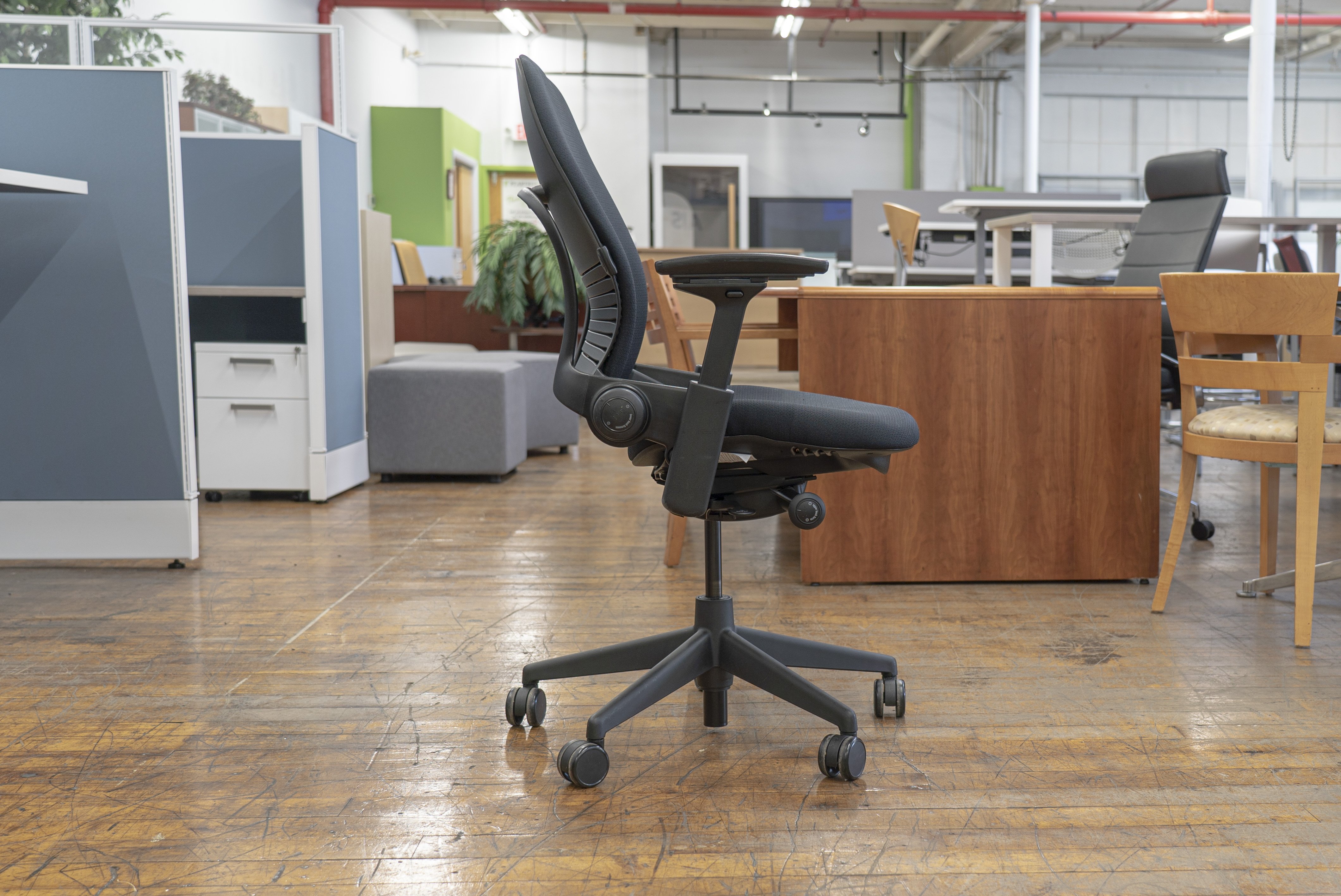 steelcase-leap-v2-task-chairs