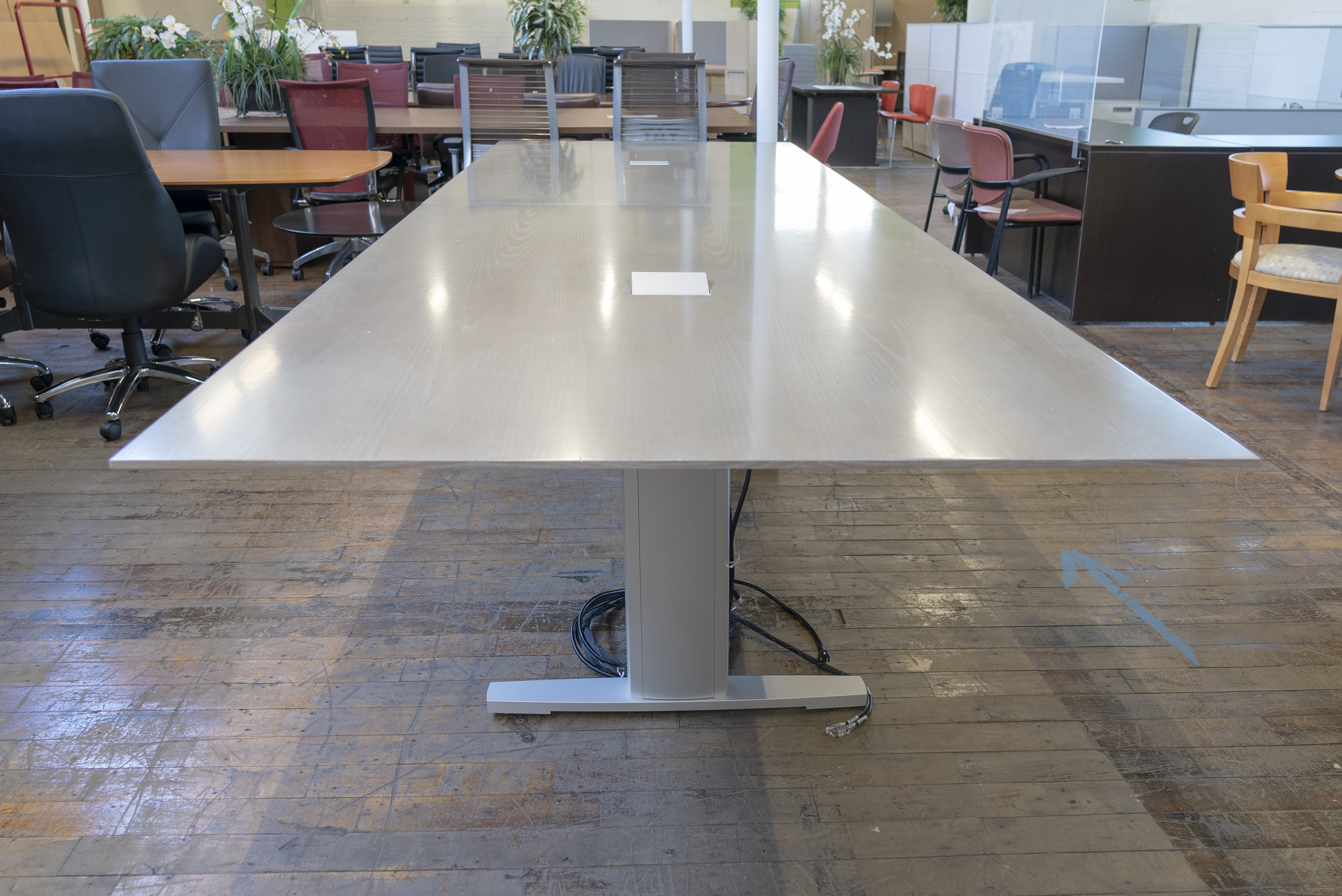 nienkamper-13-x-4.5′ Conference Table