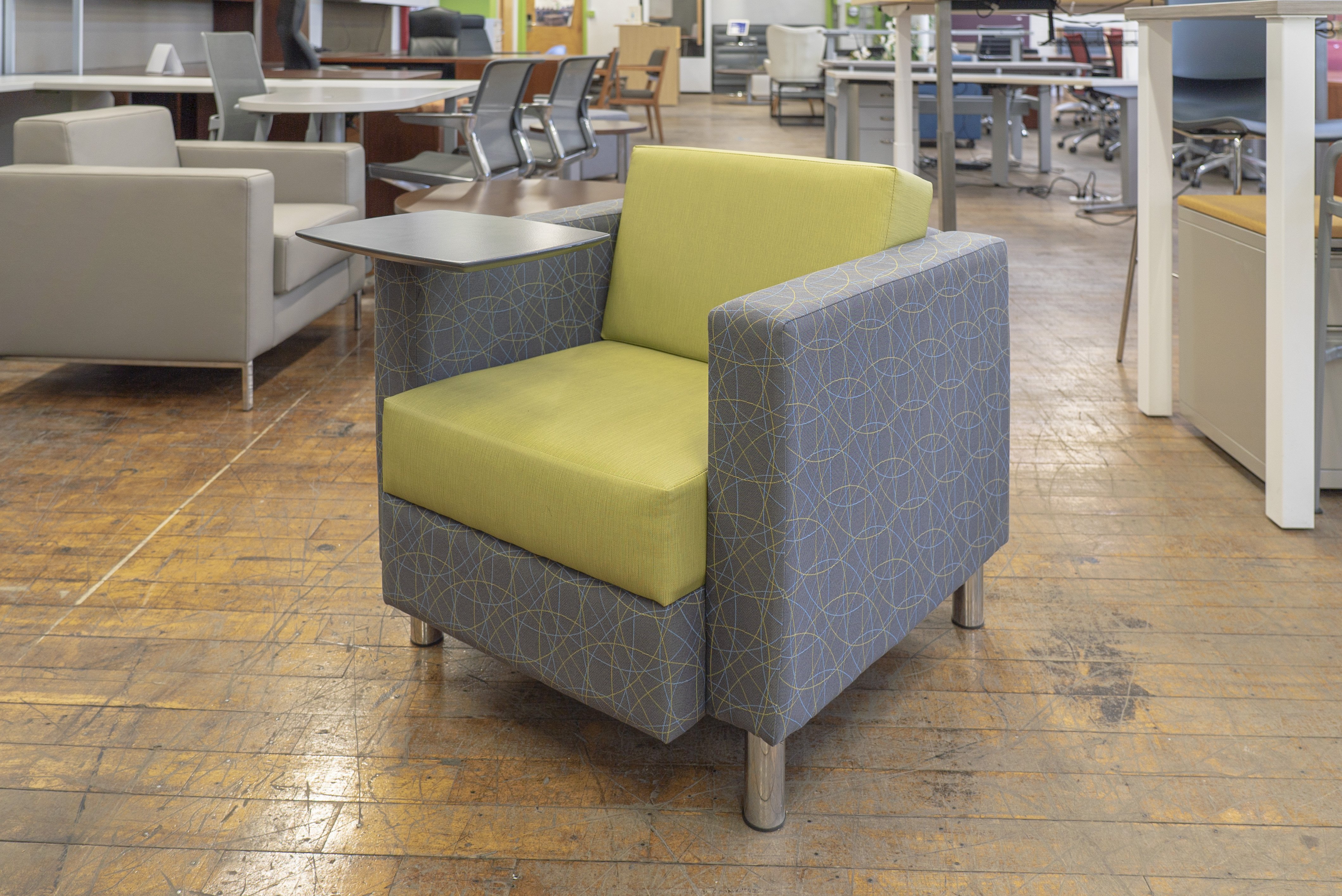 global-citi-lounge-chairs-with-tablets