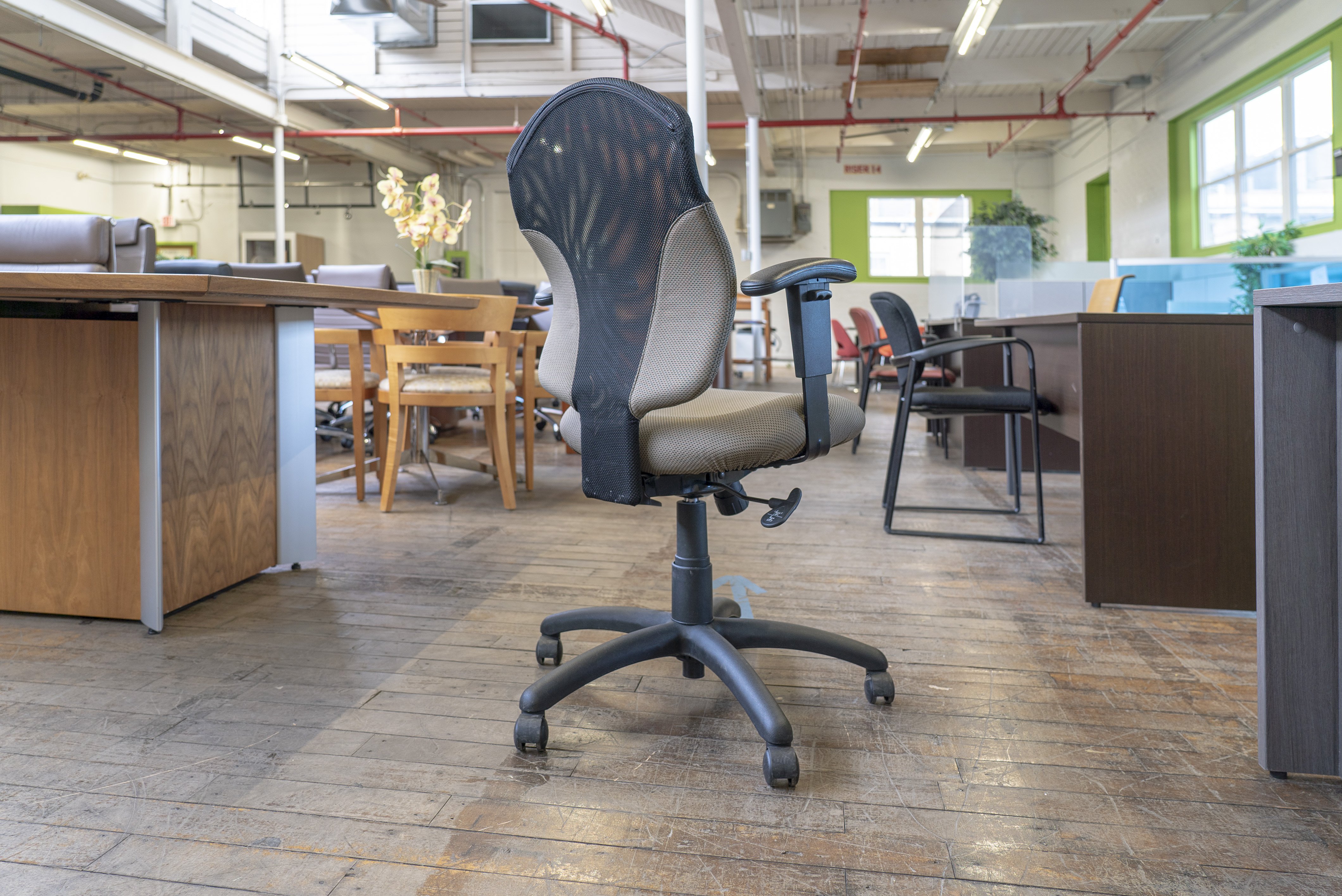 global-tye-mesh-back-task-chairs
