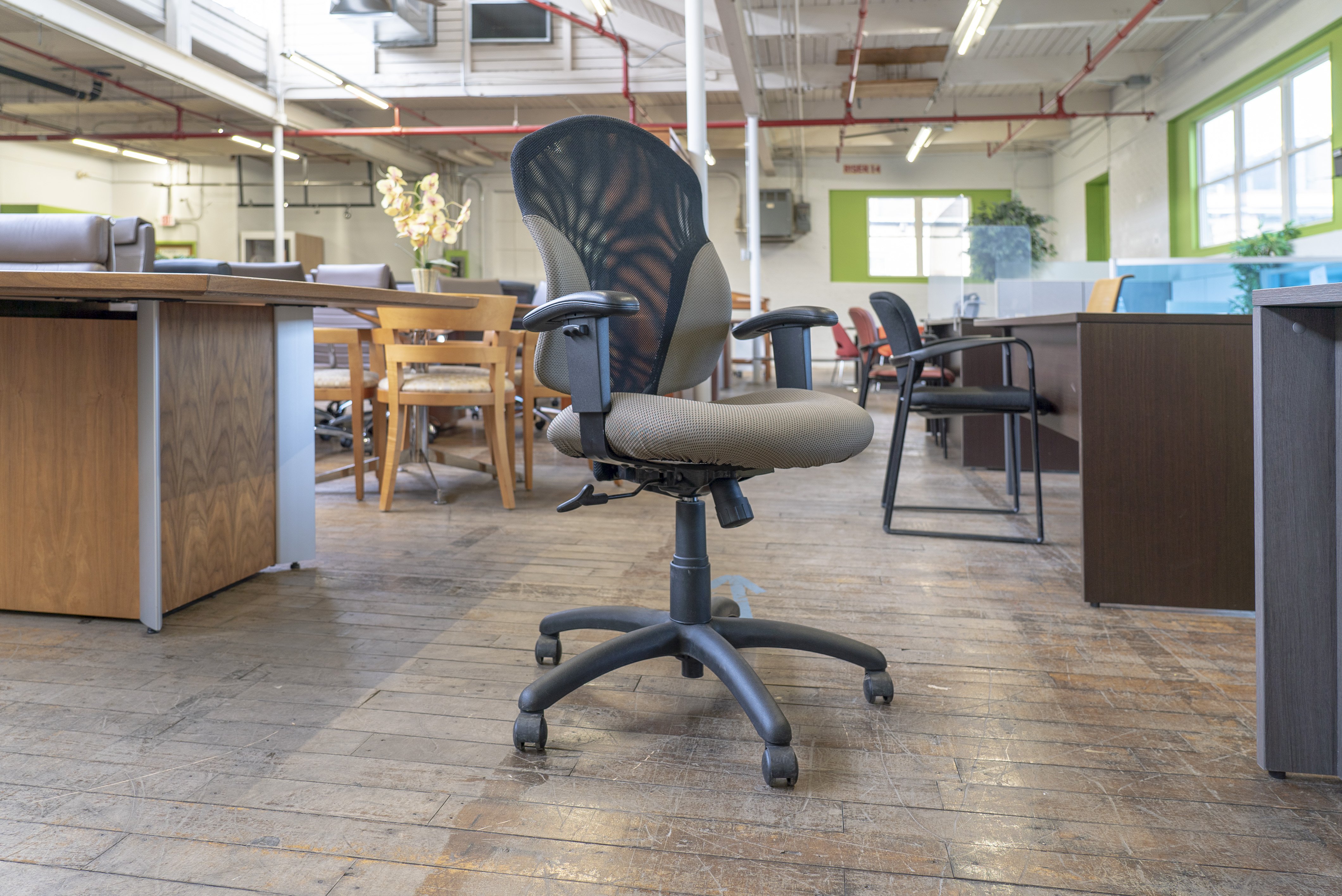 global-tye-mesh-back-task-chairs