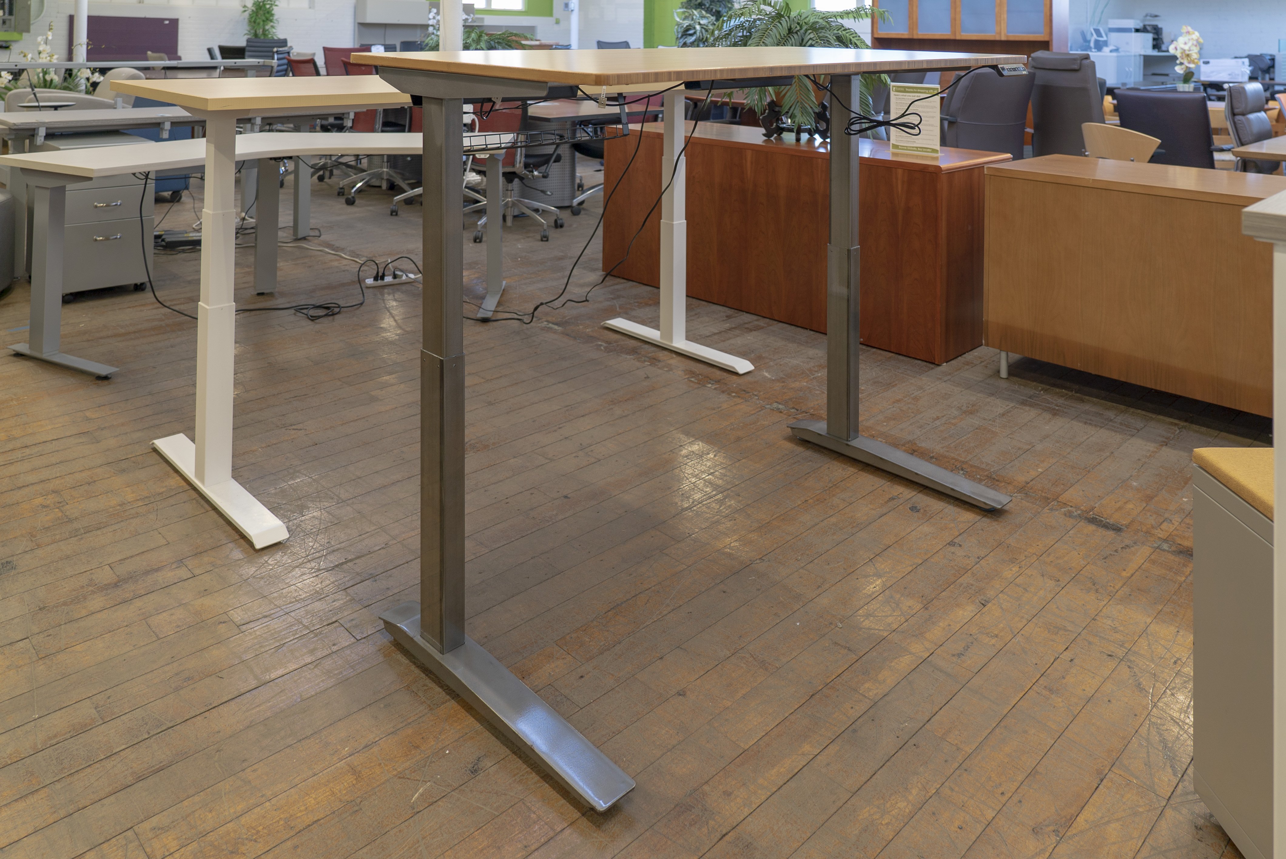 jarvis-bamboo-sit-to-stand-desks