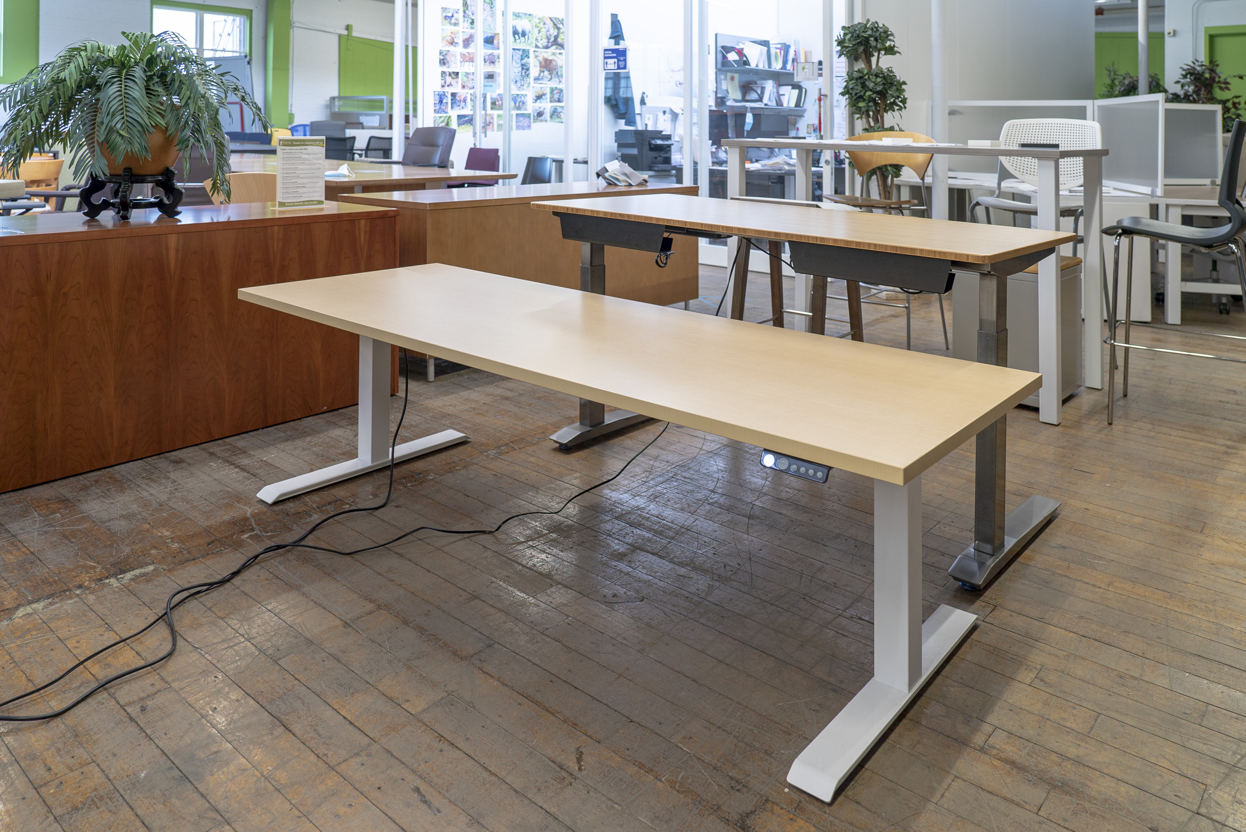 knoll-maple-sit-to-stand-desks